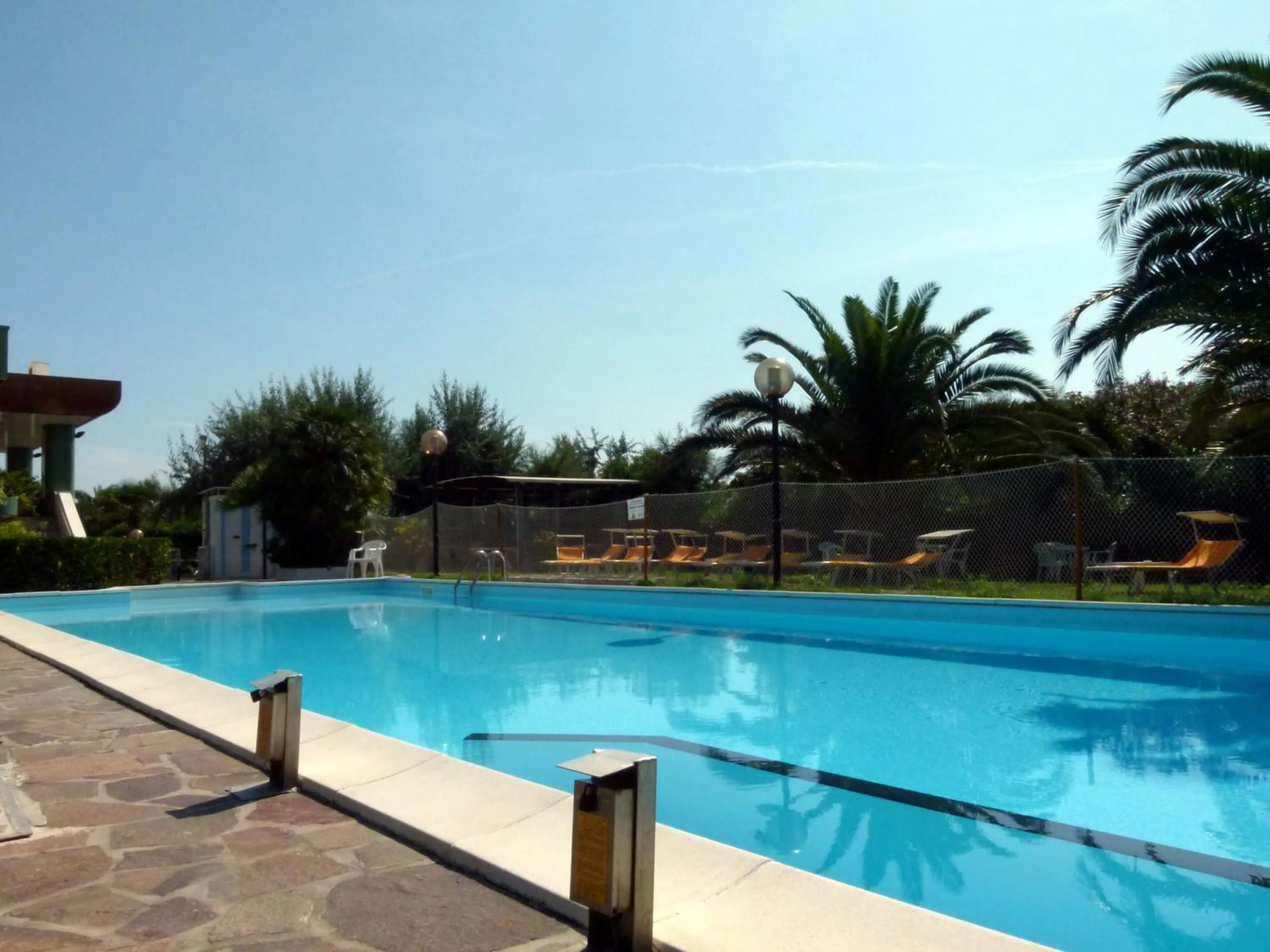 Patio in UNA HOTELS Imperial Beach Hotel