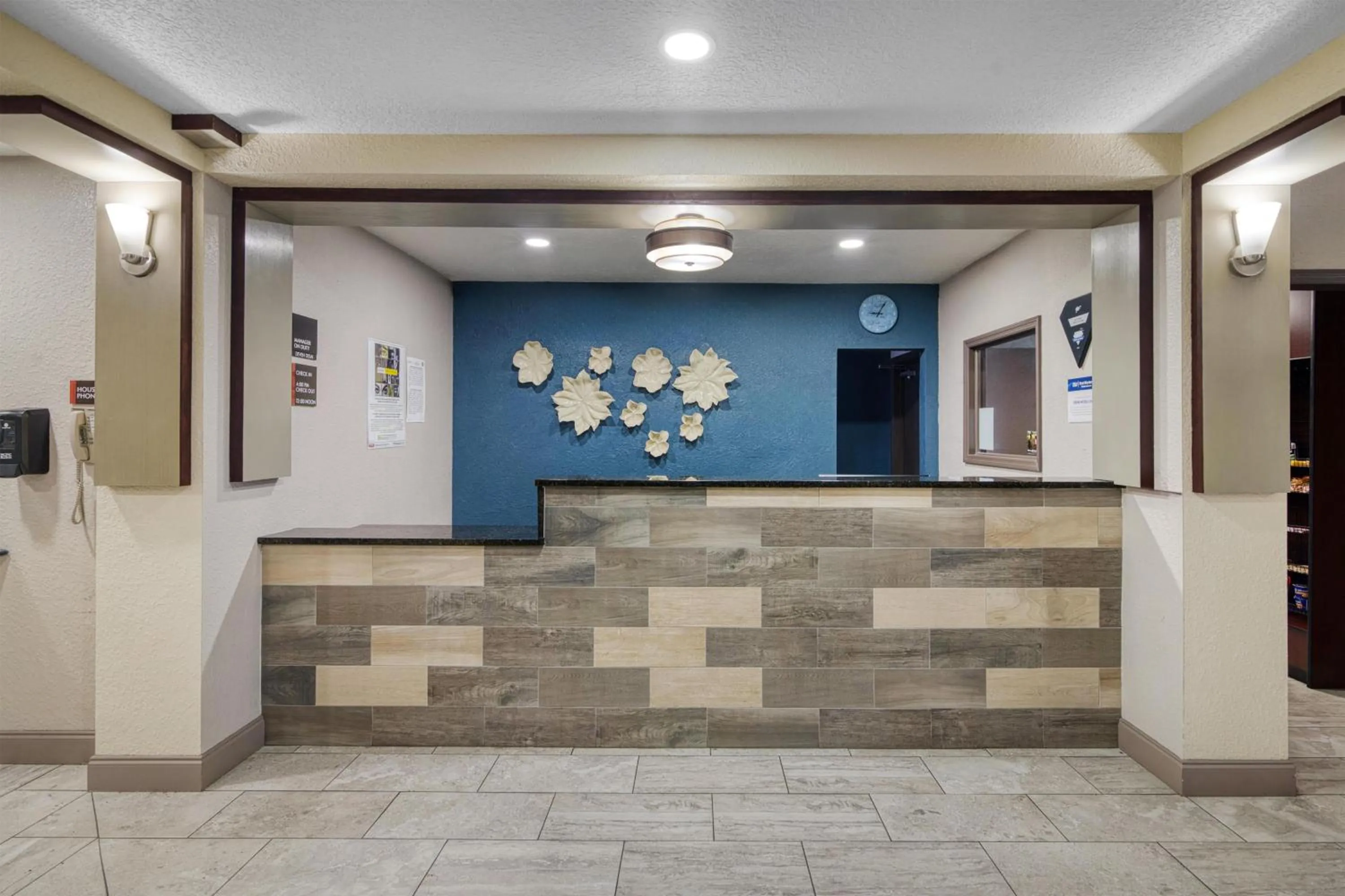 Lobby or reception in Best Western Waldo Inn & Suites