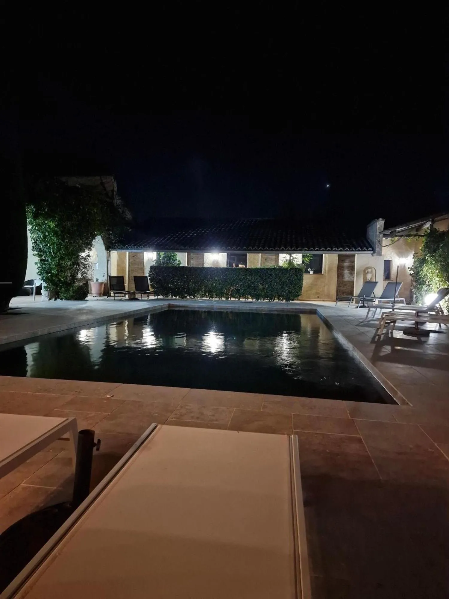 Night in Le Mas de Mougins