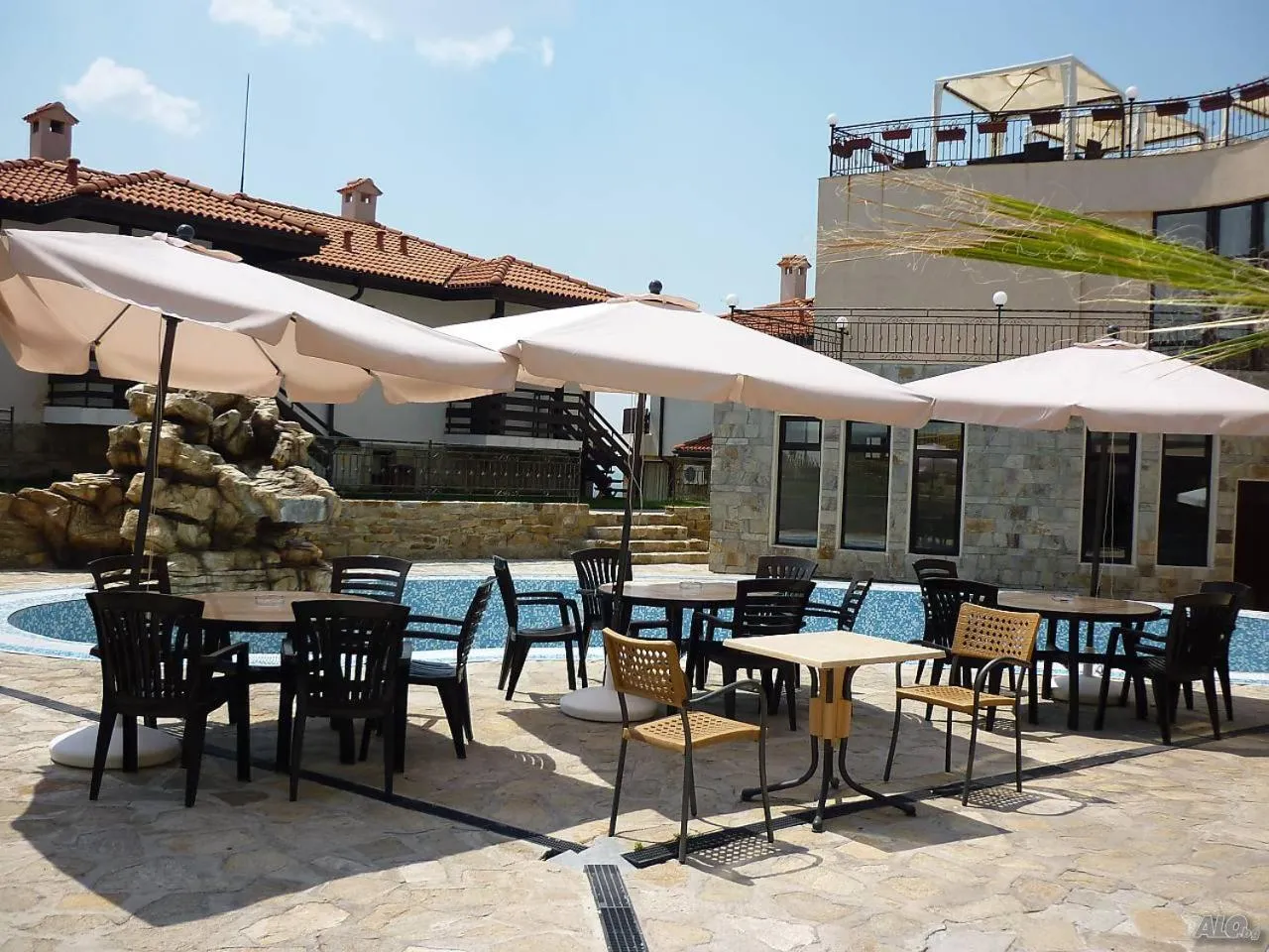 Restaurant/places to eat in Bay View Villas - Luxury Villas & Apartments