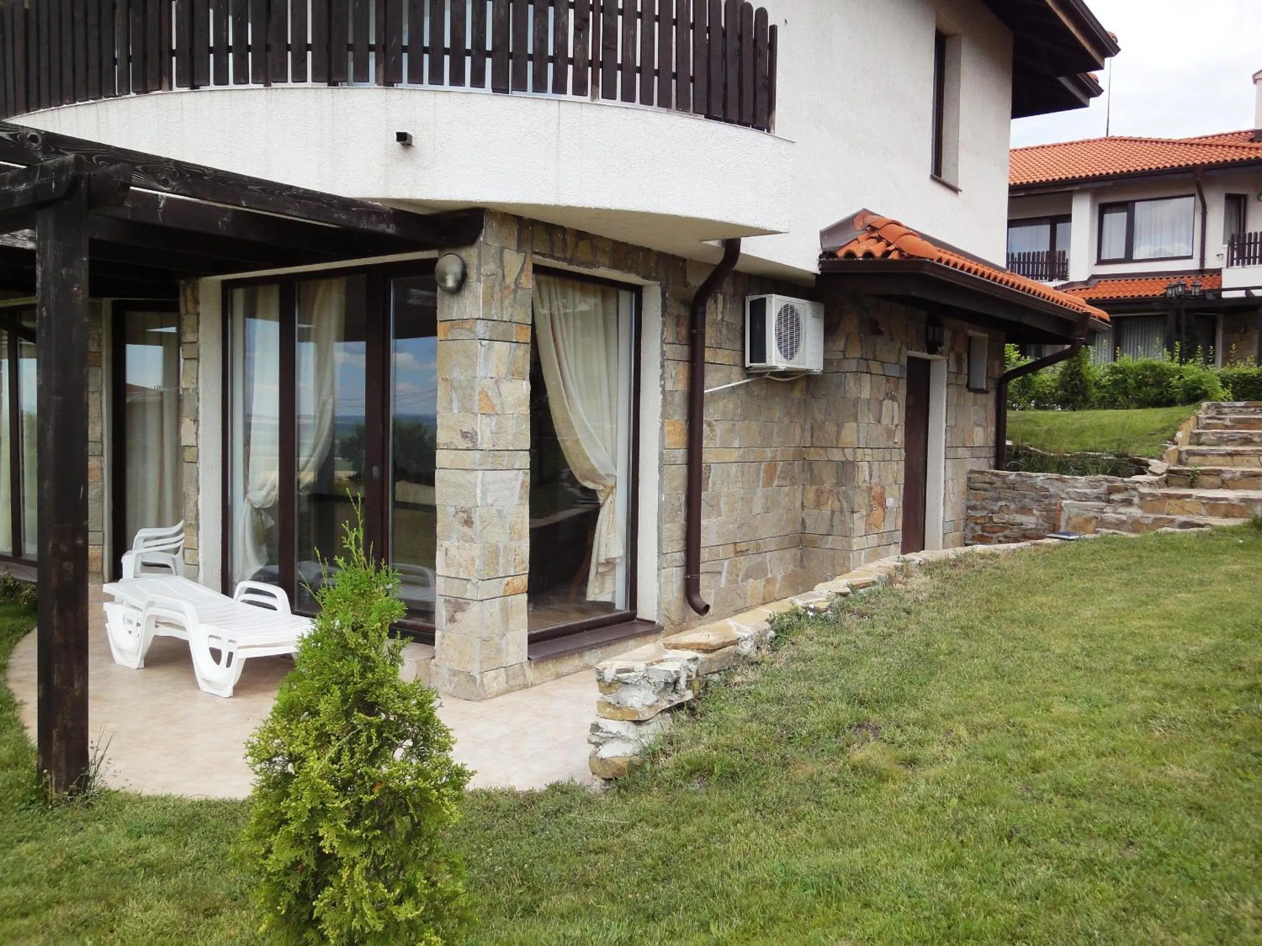 Property building in Bay View Villas - Luxury Villas & Apartments