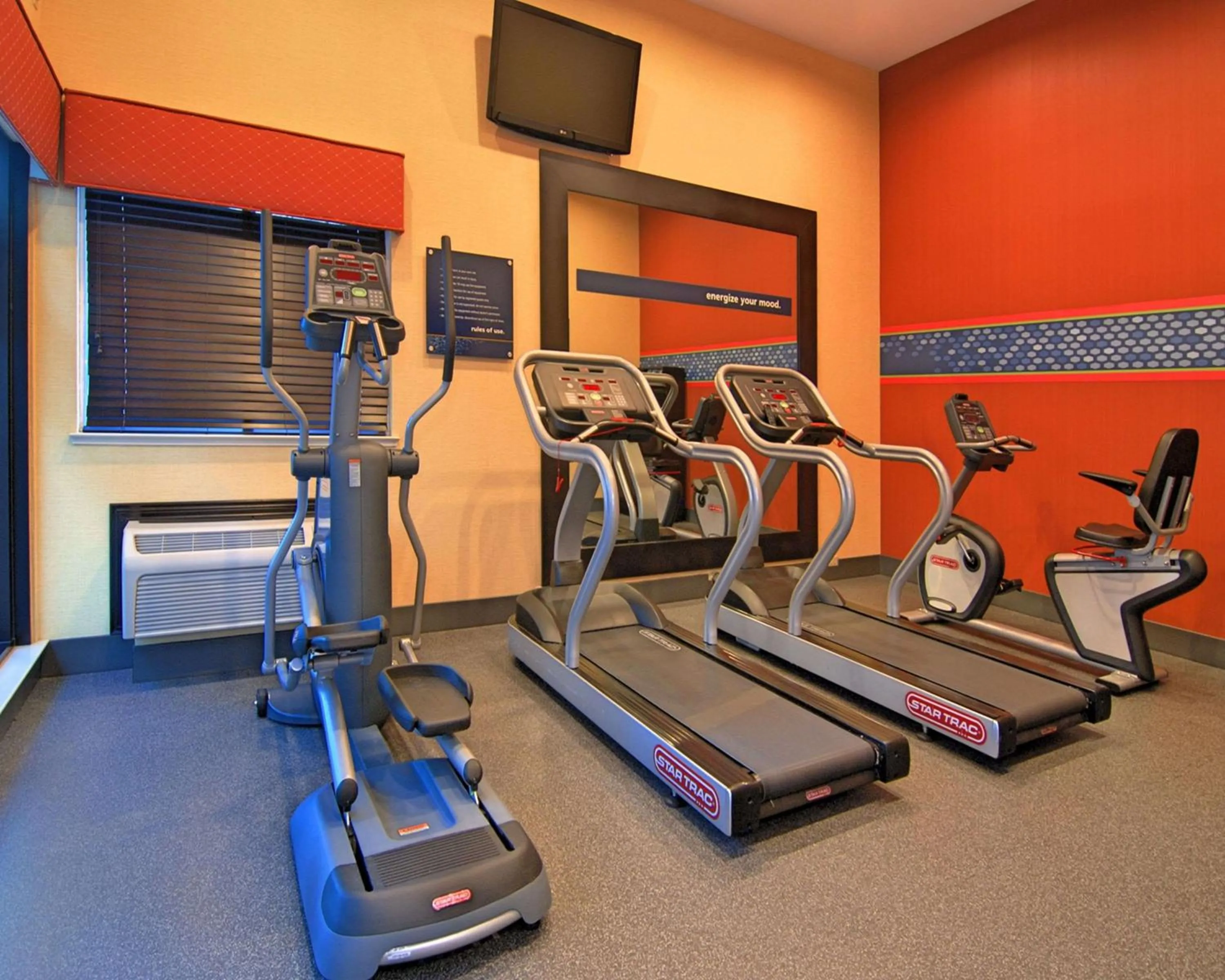Fitness centre/facilities in Hampton Inn & Suites Mountain View