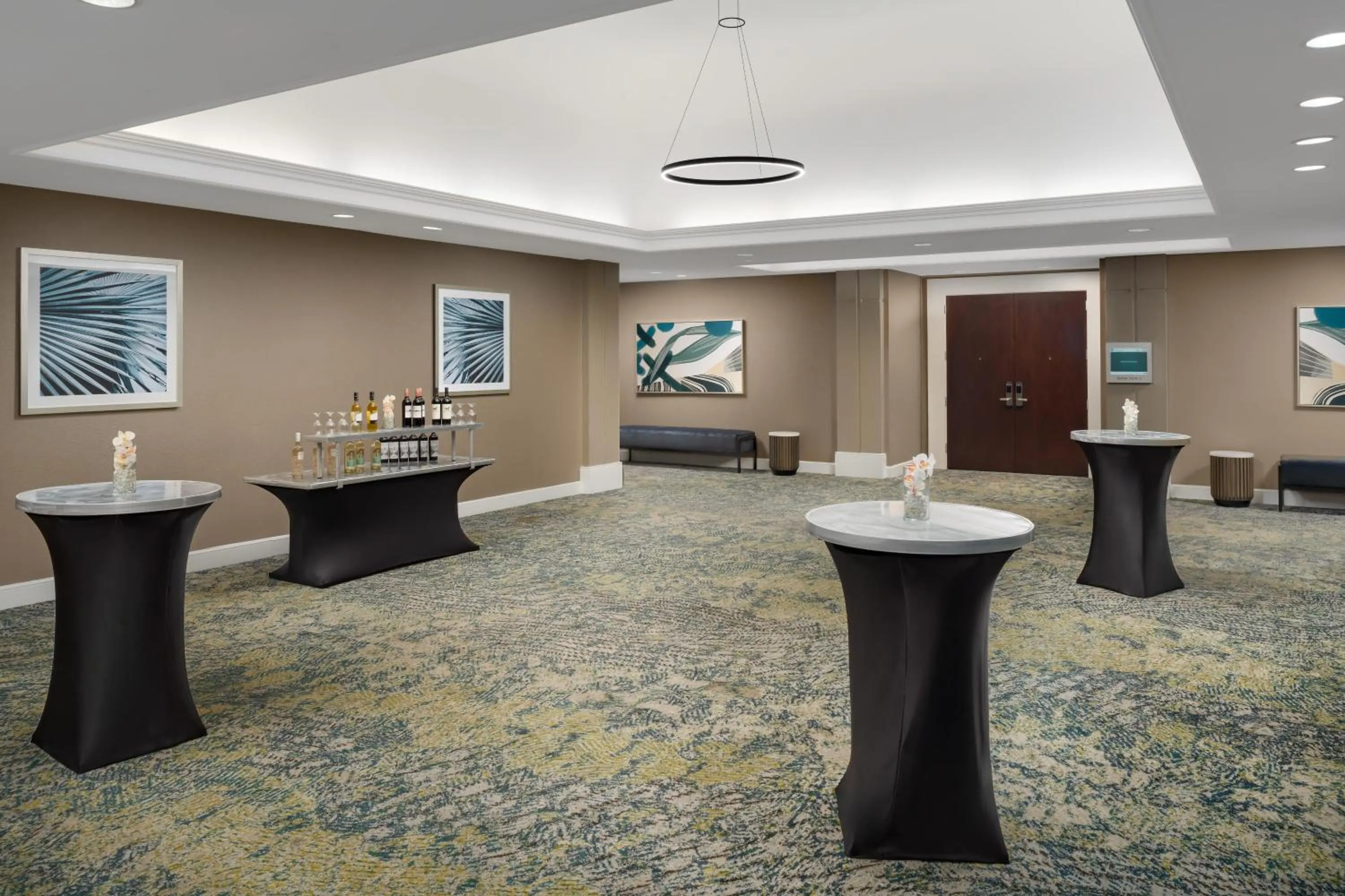 Meeting/conference room in Embassy Suites by Hilton Orlando Lake Buena Vista Resort