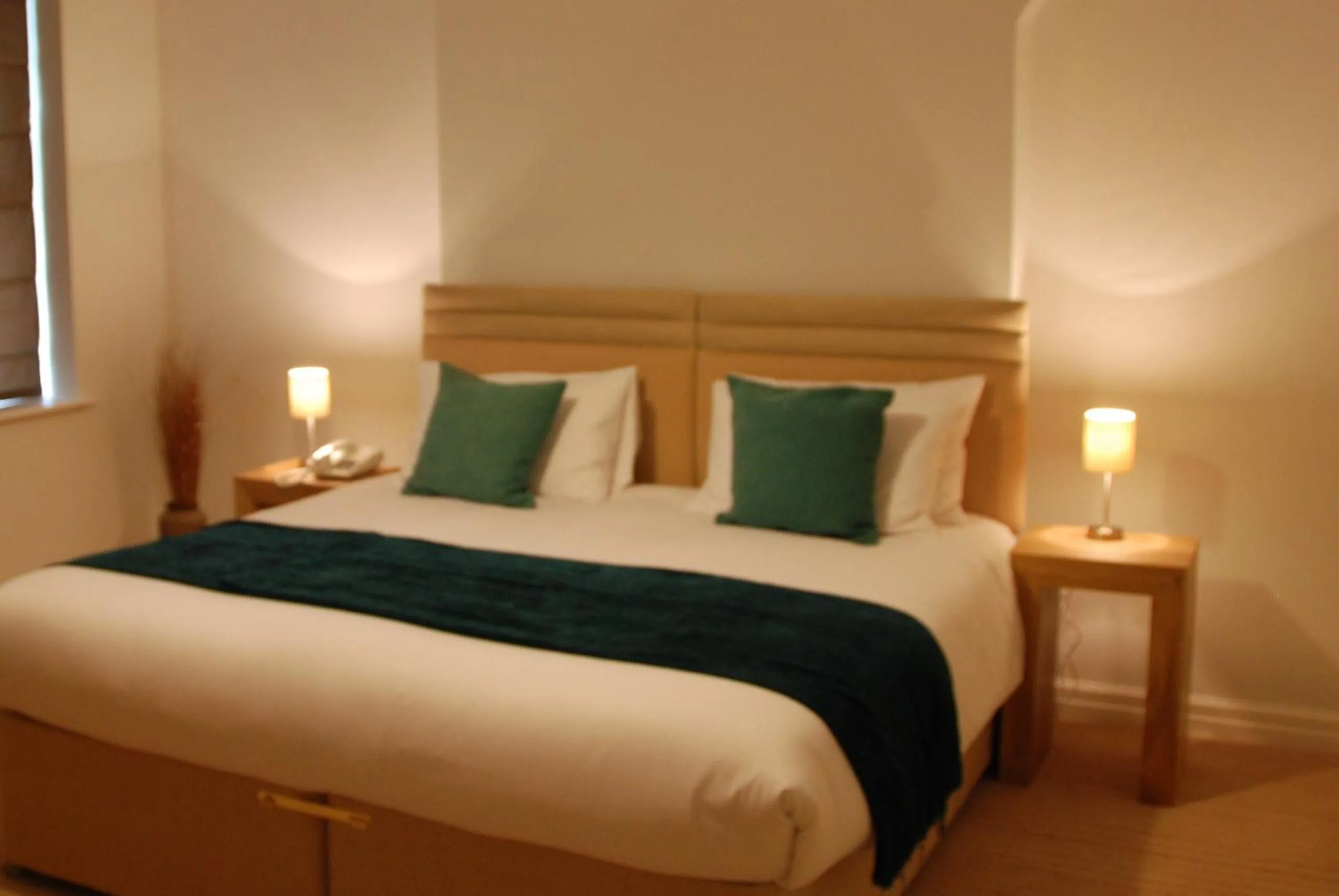 Photo of the whole room, Bed in The Port House