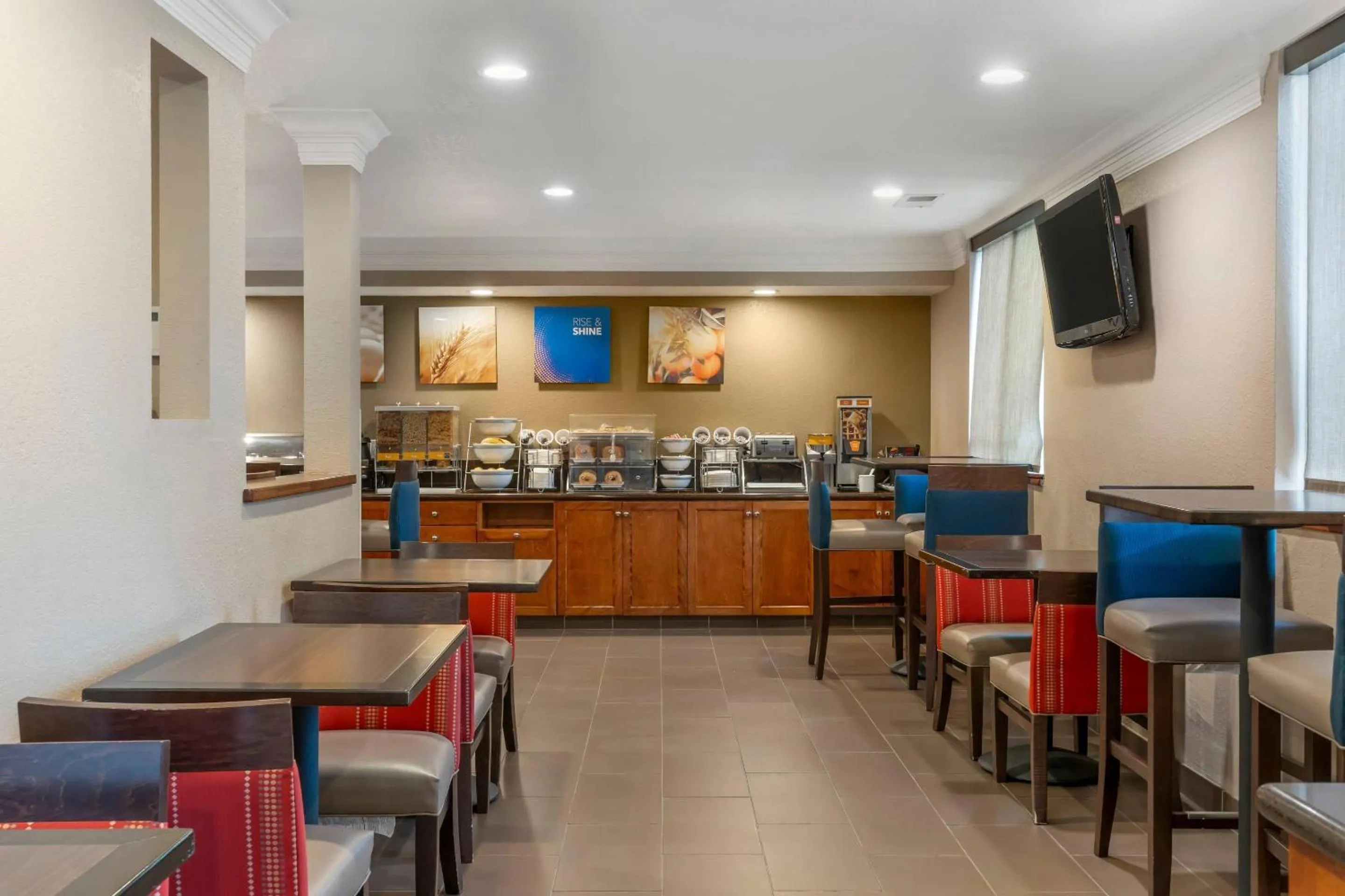 Breakfast in Comfort Inn Arcata