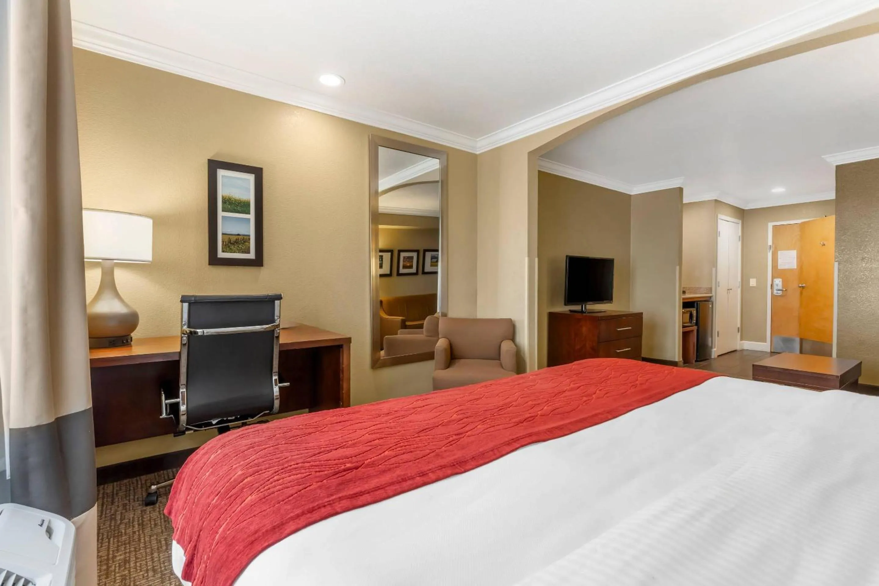 Bedroom, Bed in Comfort Inn Arcata