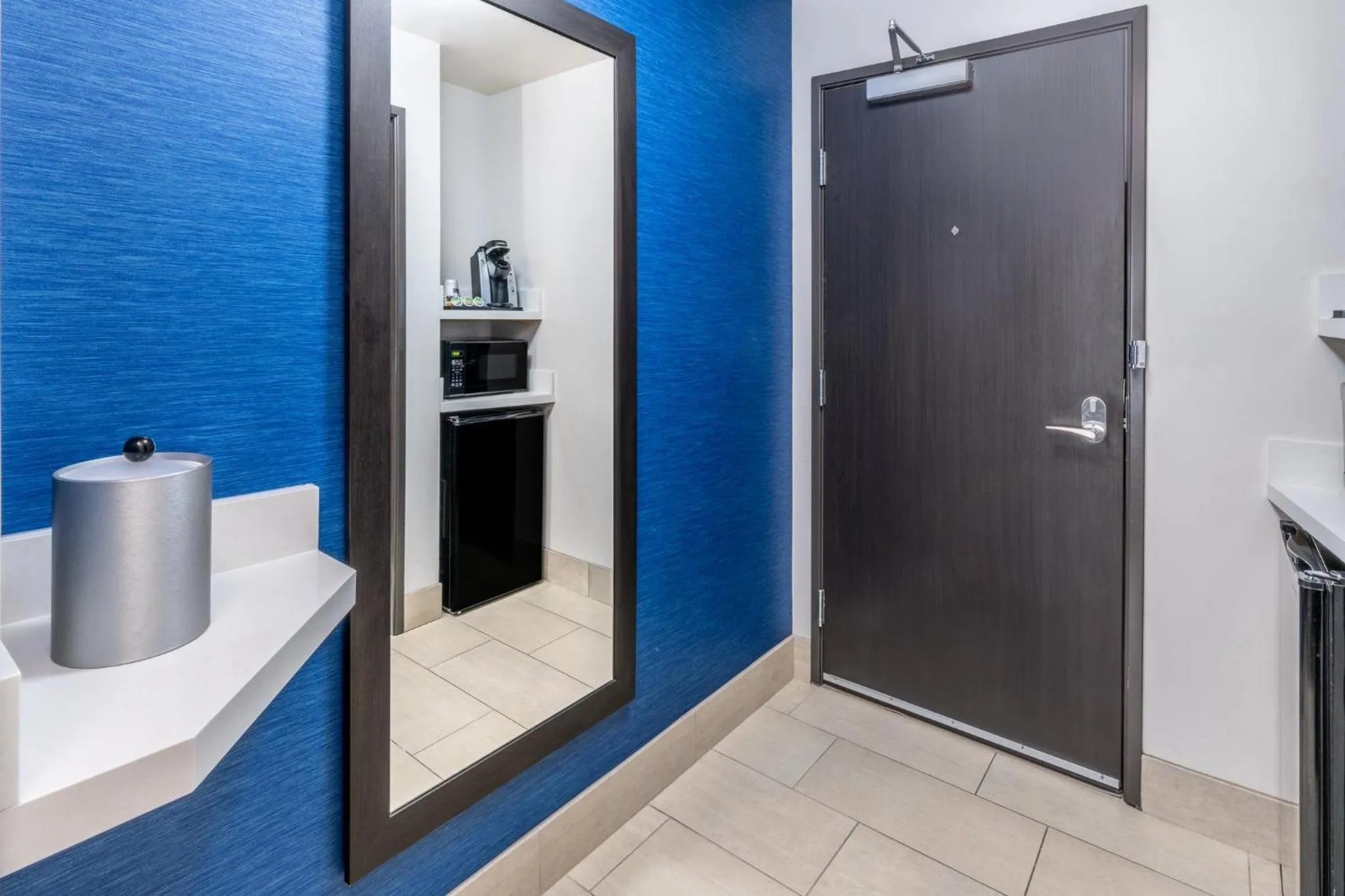 Photo of the whole room in Holiday Inn Express & Suites - Colorado Springs AFA Northgate by IHG