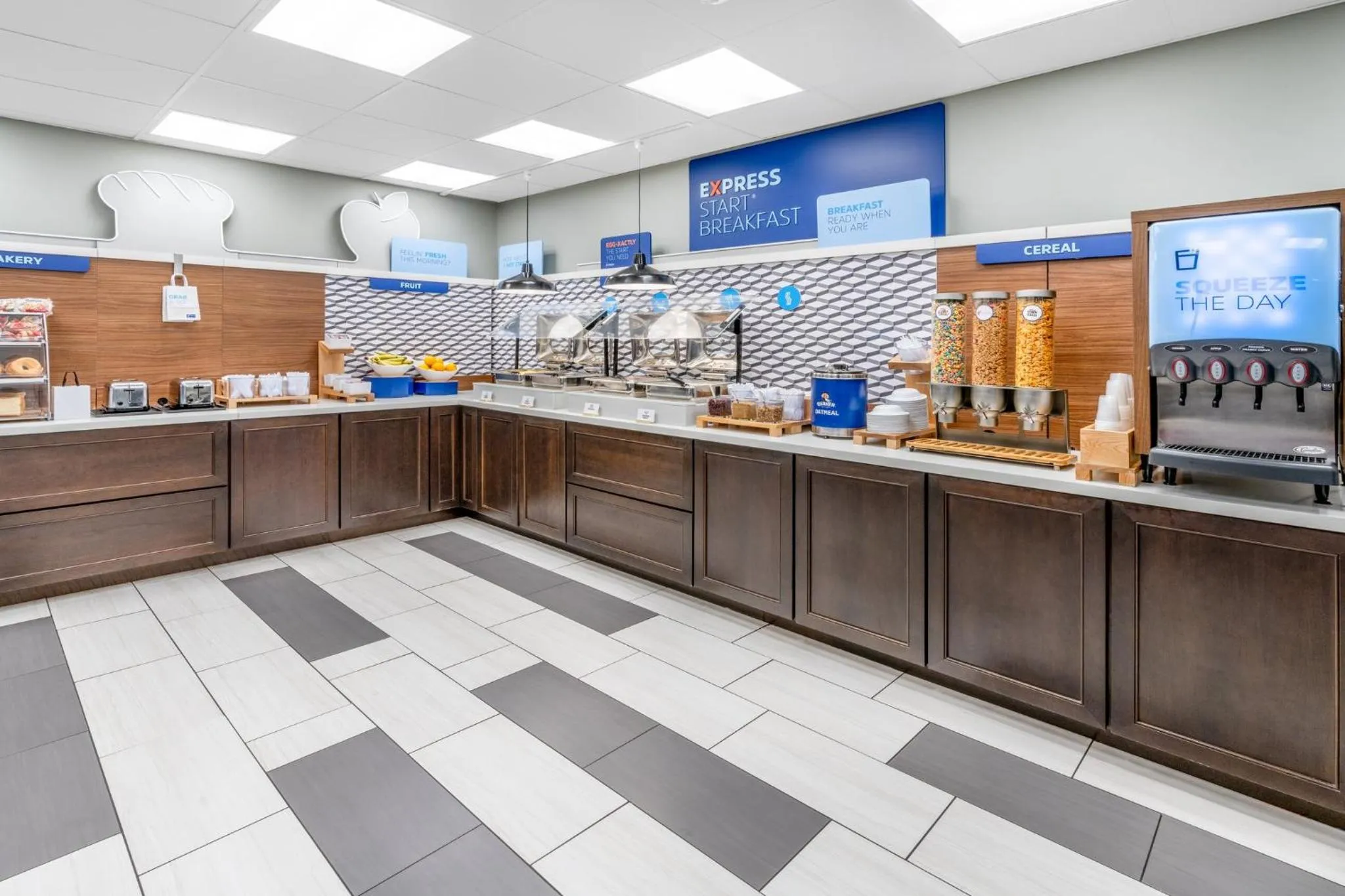 Breakfast in Holiday Inn Express & Suites - Colorado Springs AFA Northgate by IHG