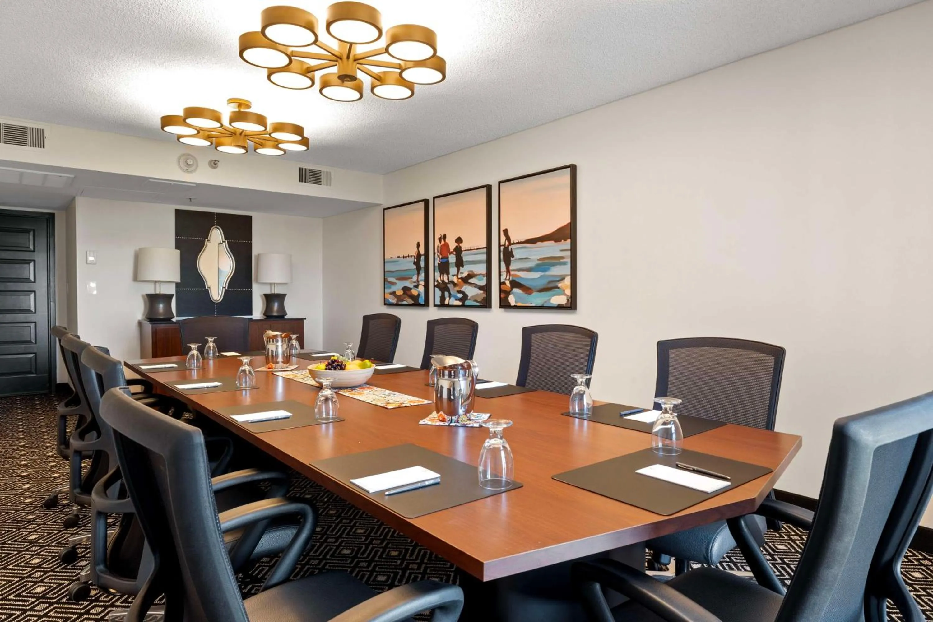 Meeting/conference room in Embassy Suites by Hilton Los Angeles International Airport South