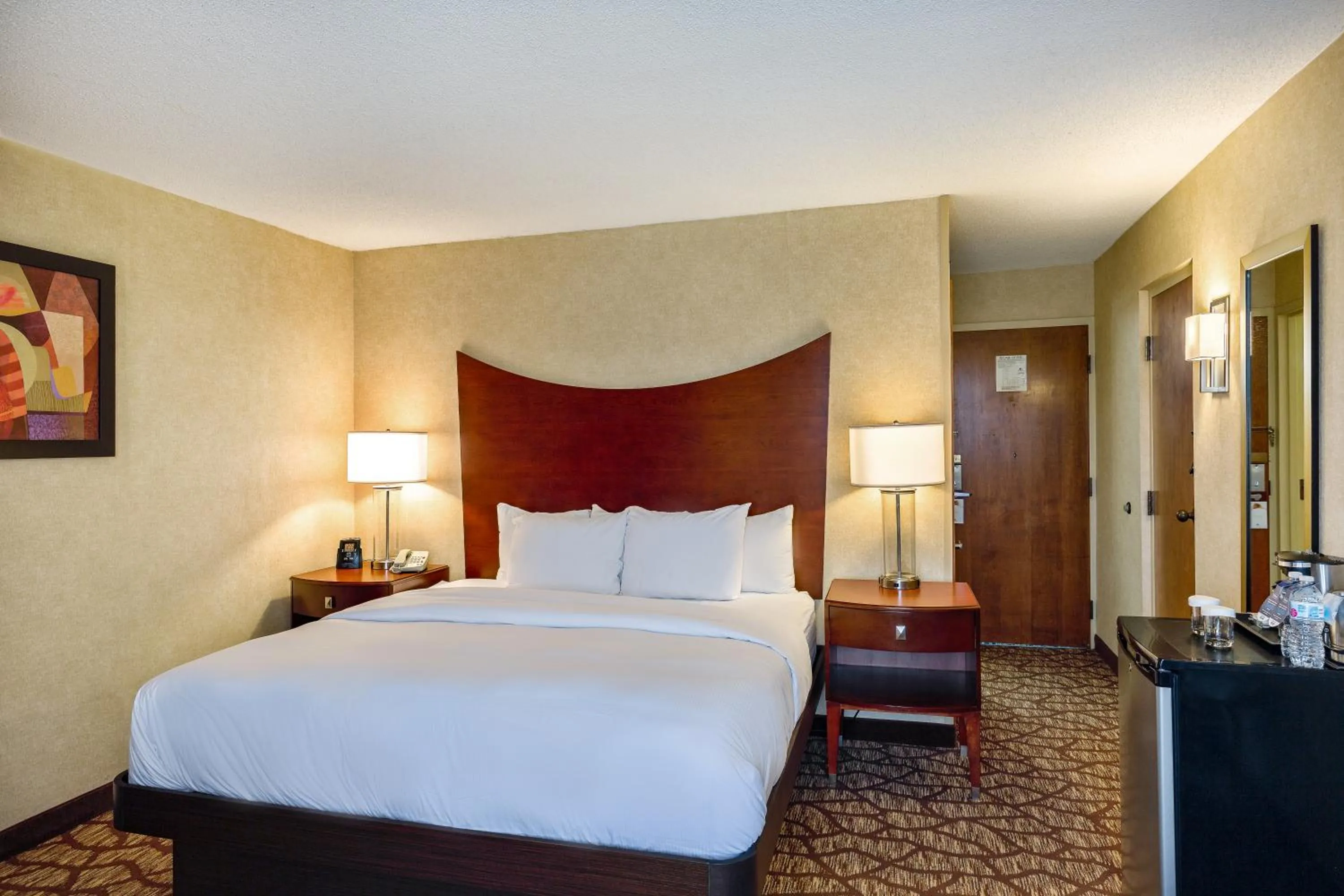 Bed in DoubleTree by Hilton Johnson City