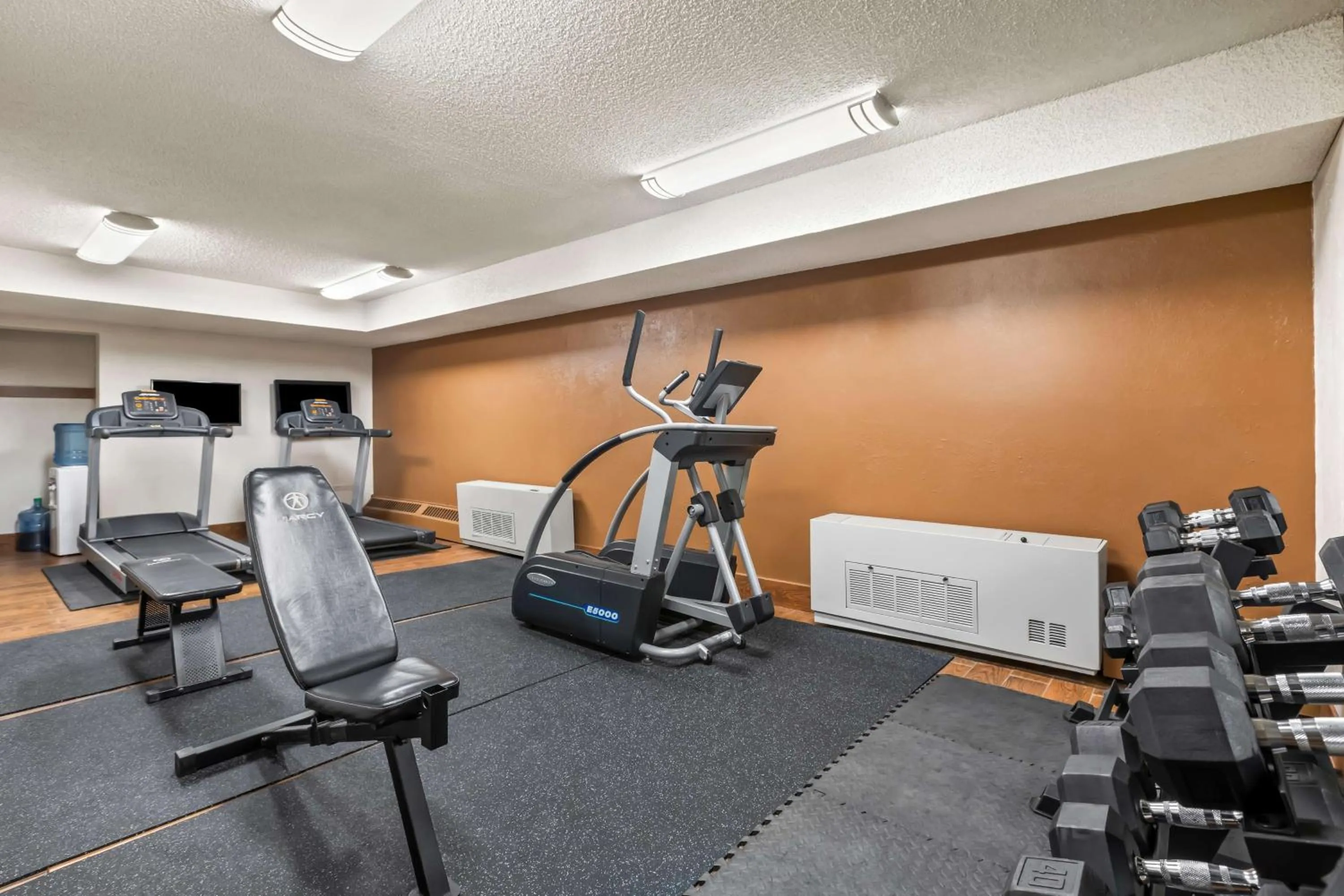 Fitness centre/facilities in Best Western Tower West Lodge