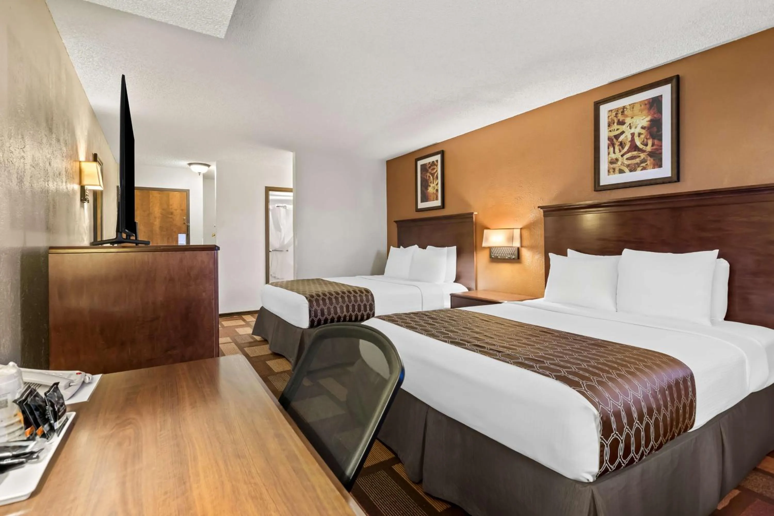 Bedroom, Bed in Best Western Tower West Lodge