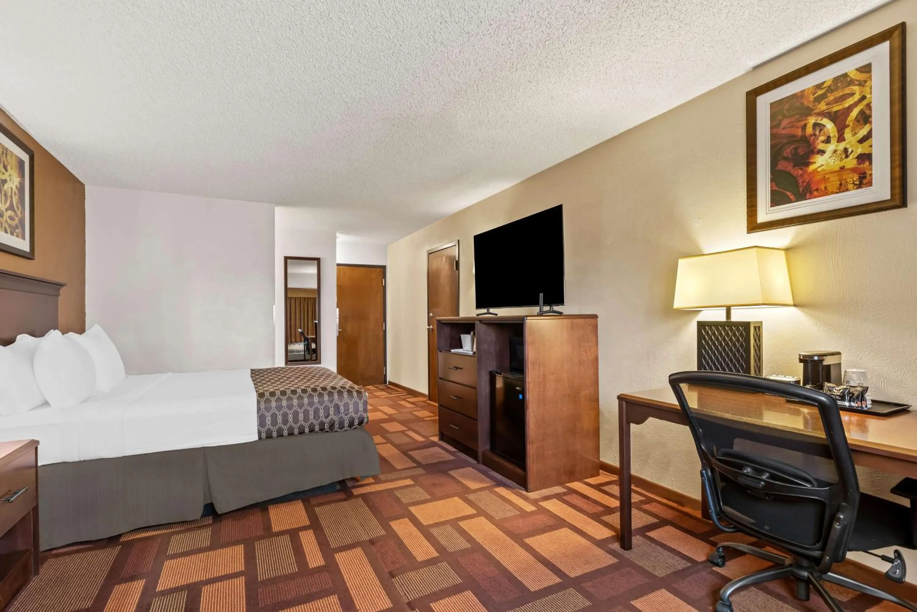 Bedroom, Bed in Best Western Tower West Lodge