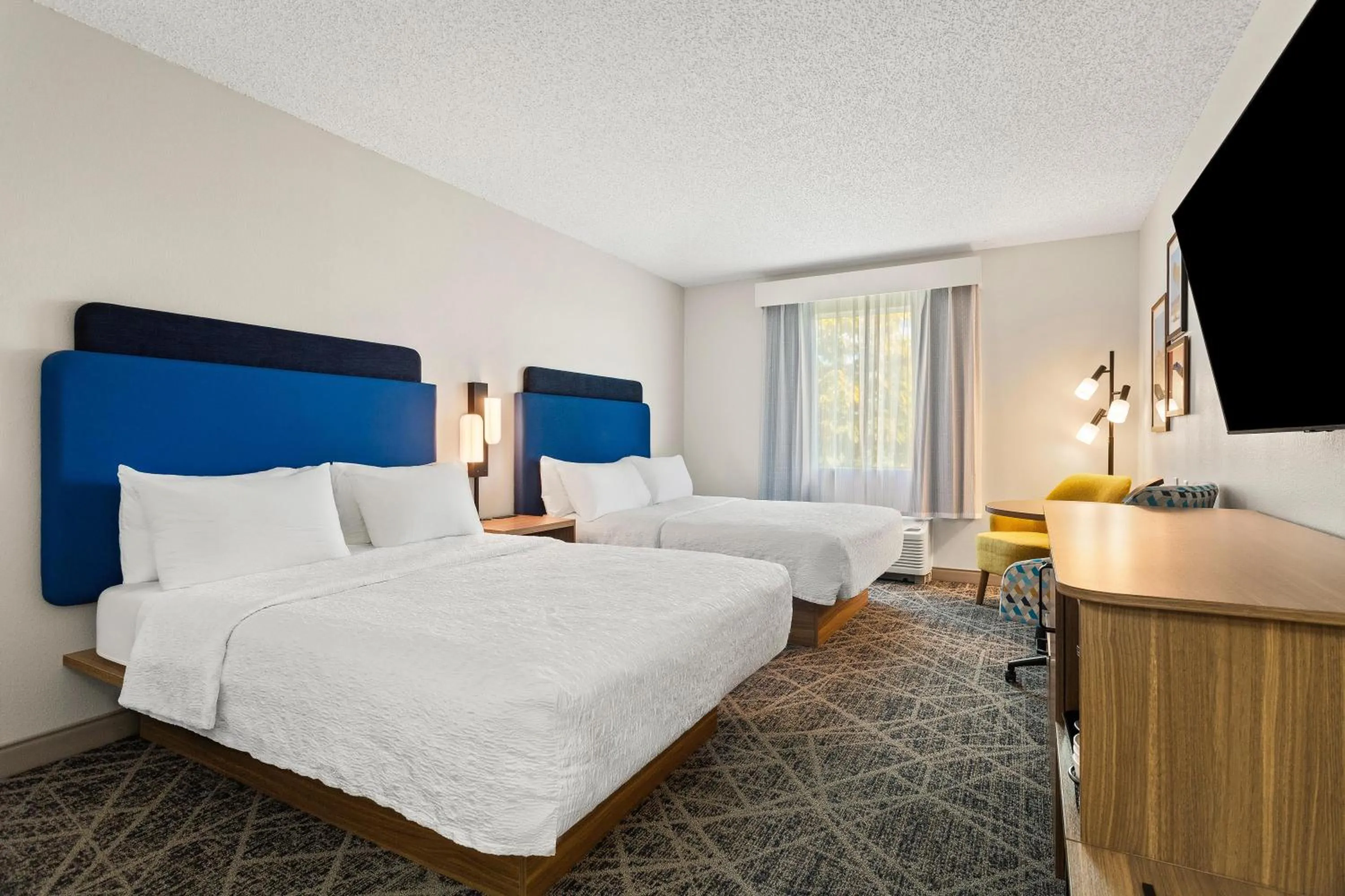 Bed in Hampton Inn & Suites Port Richey