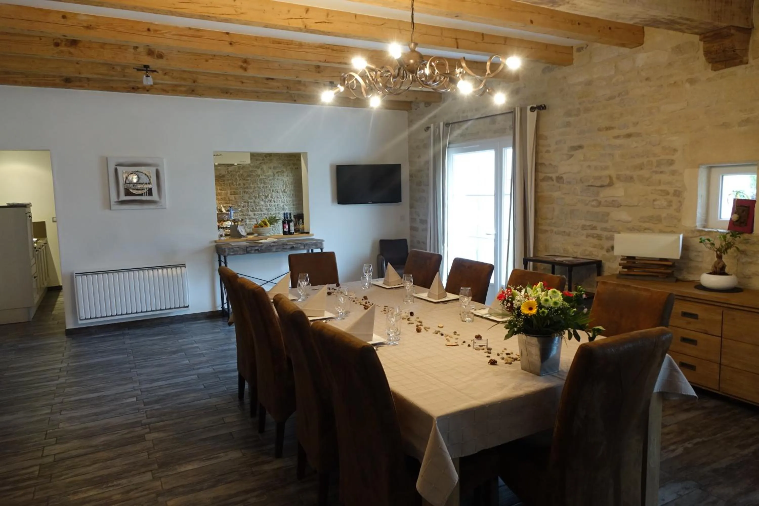 Dining area in La Fompatoise