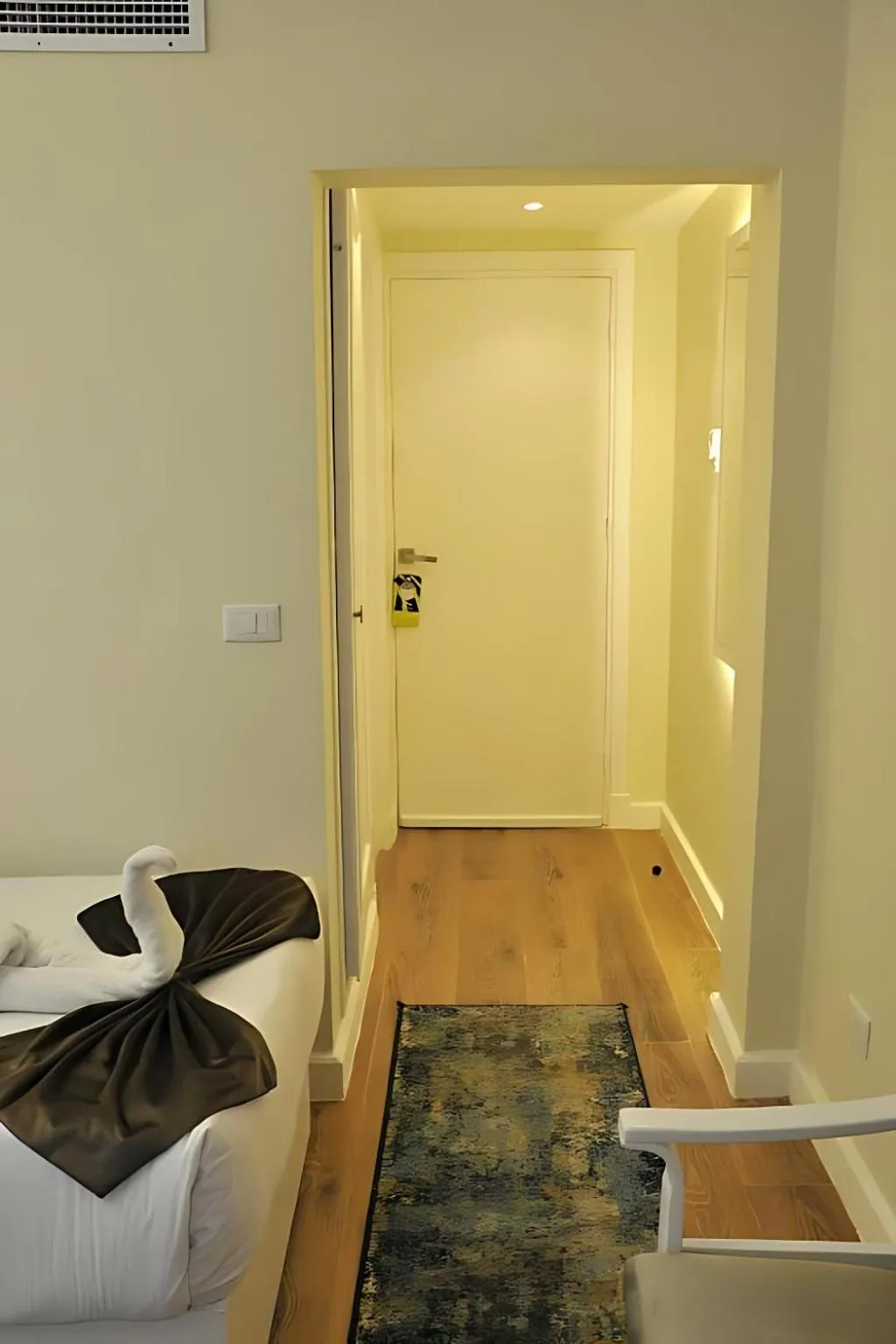 Photo of the whole room in Salma Hotel Cairo