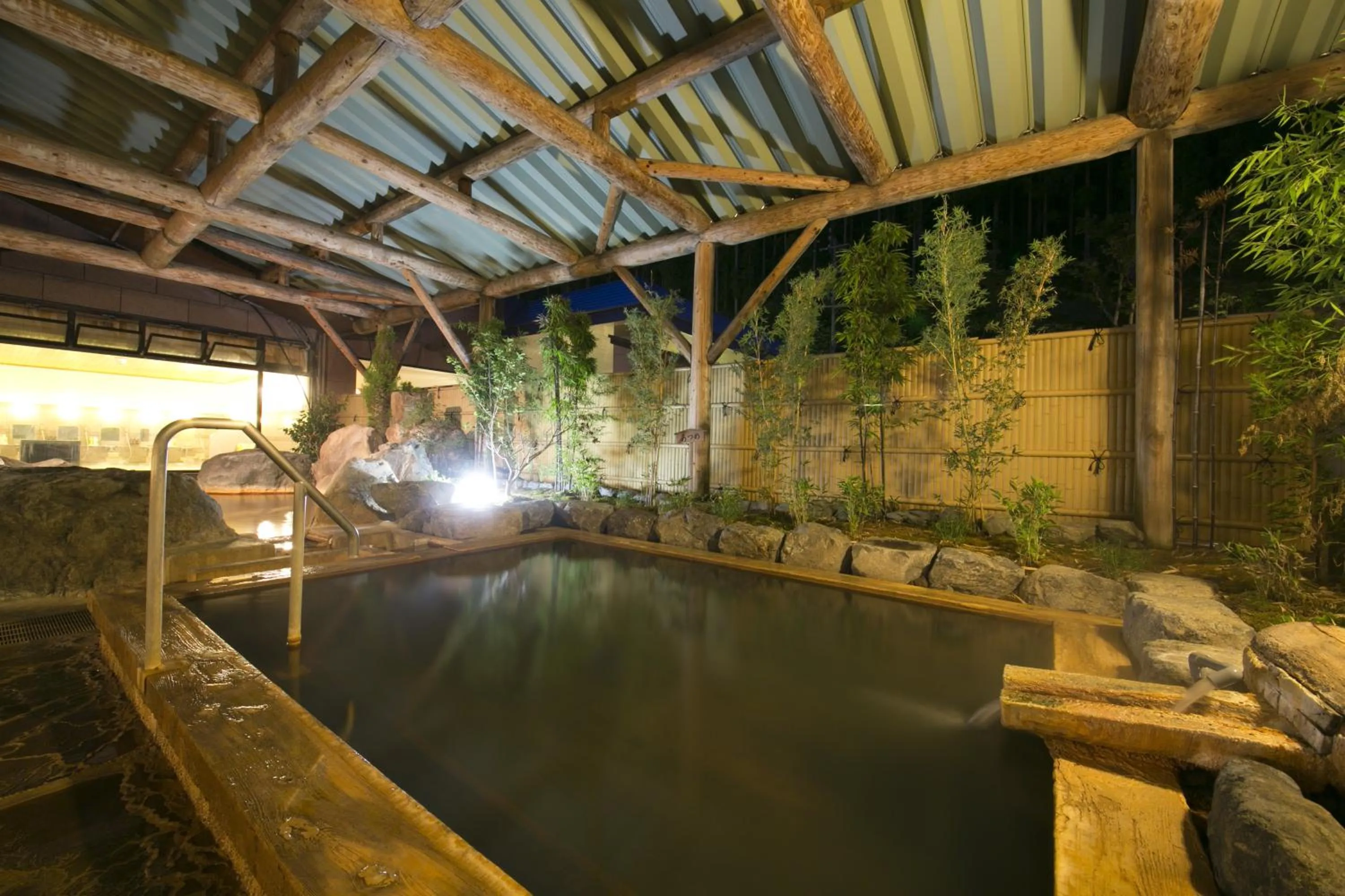 Open Air Bath in Okuhida Garden Hotel Yakedake