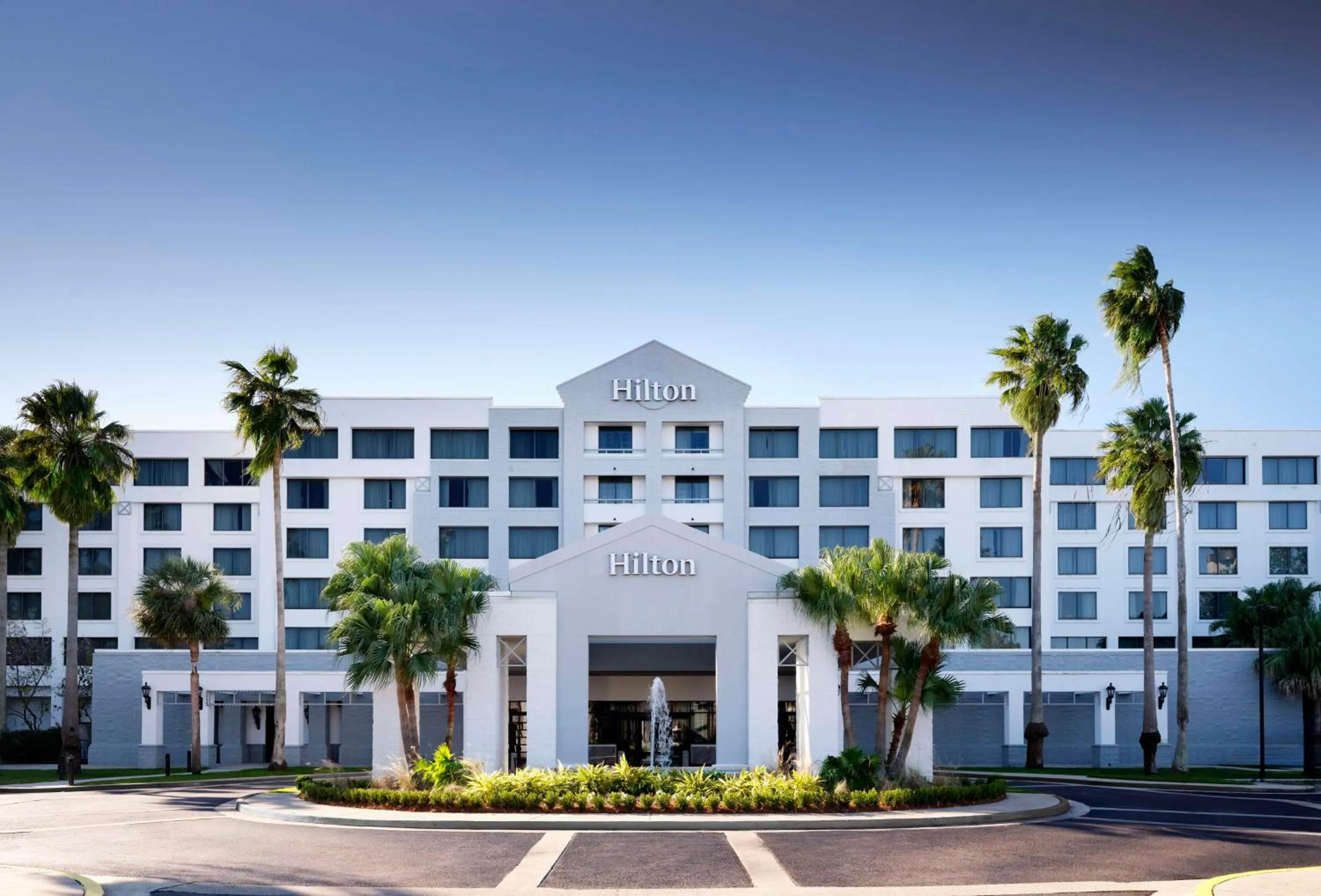 Property building in Hilton New Orleans Airport