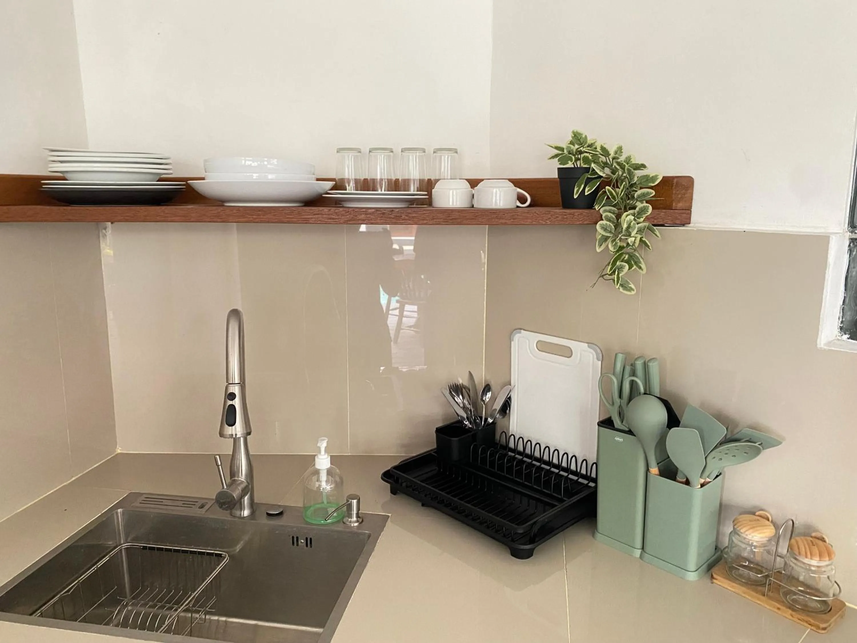 Kitchen or kitchenette in Gusde Tranquil Villas by EPS