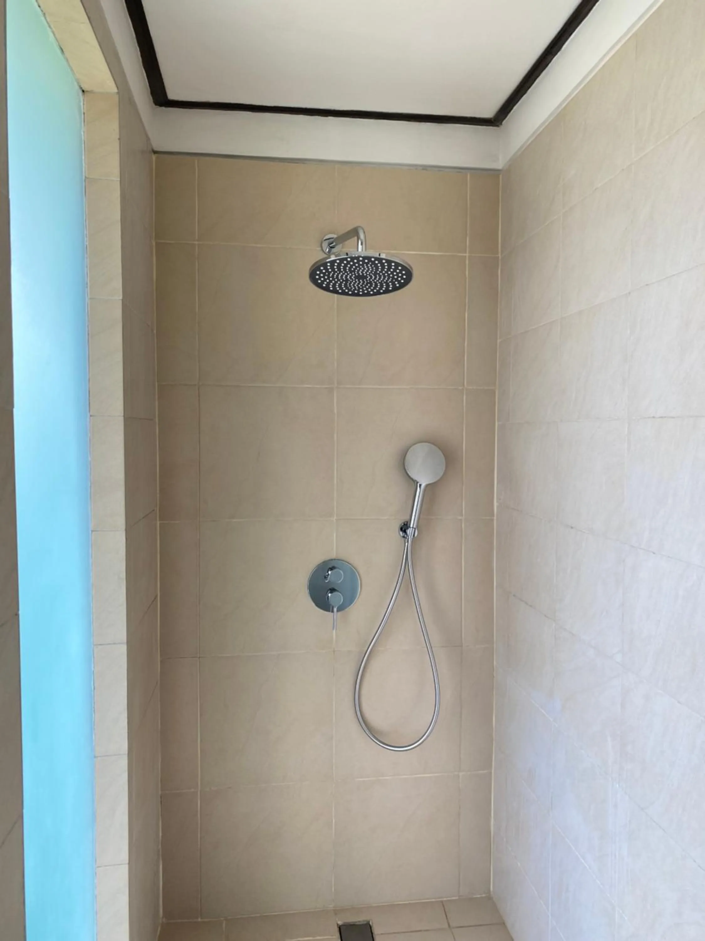 Shower in Gusde Tranquil Villas by EPS