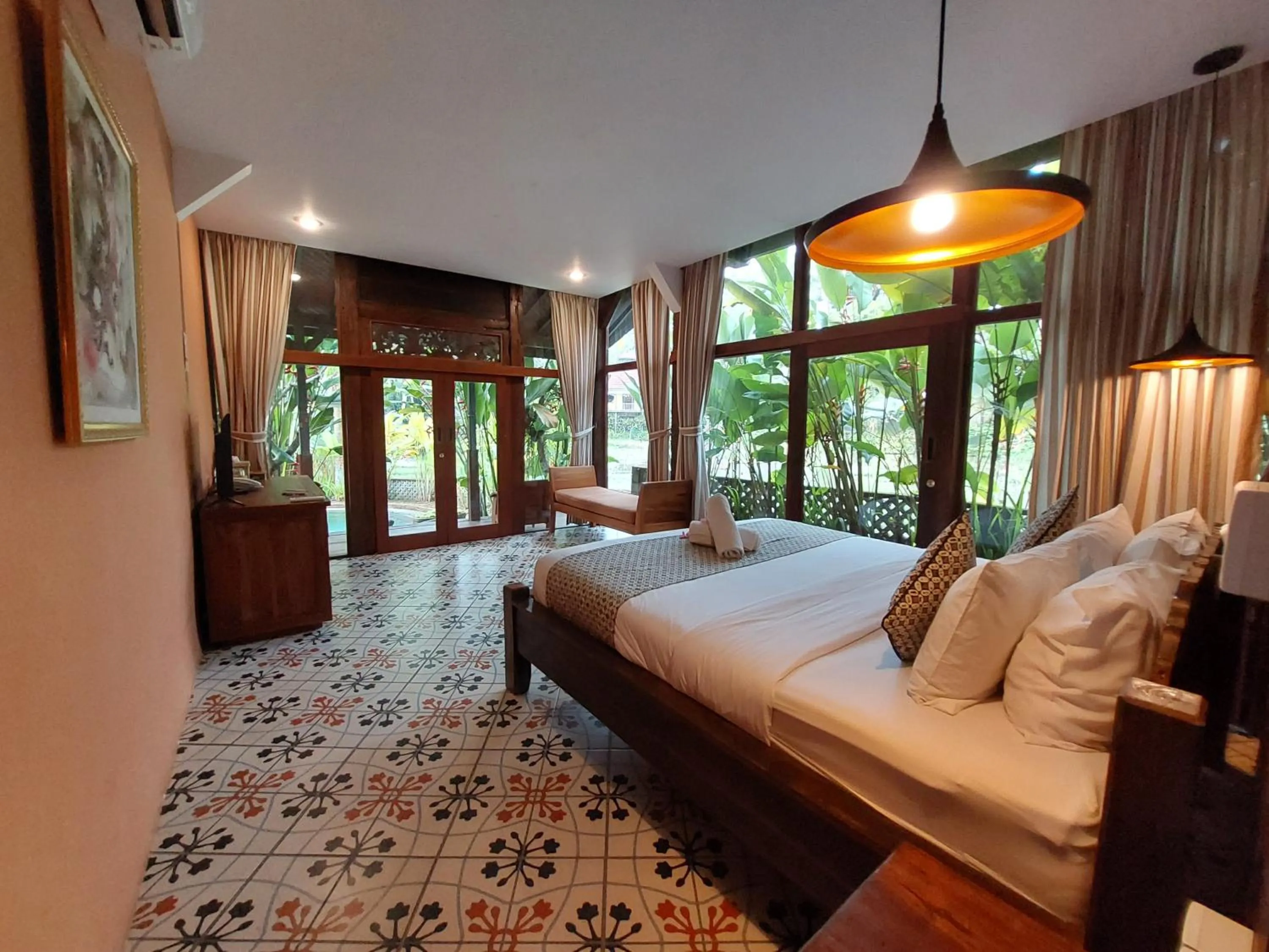 Bed in Gusde Tranquil Villas by EPS