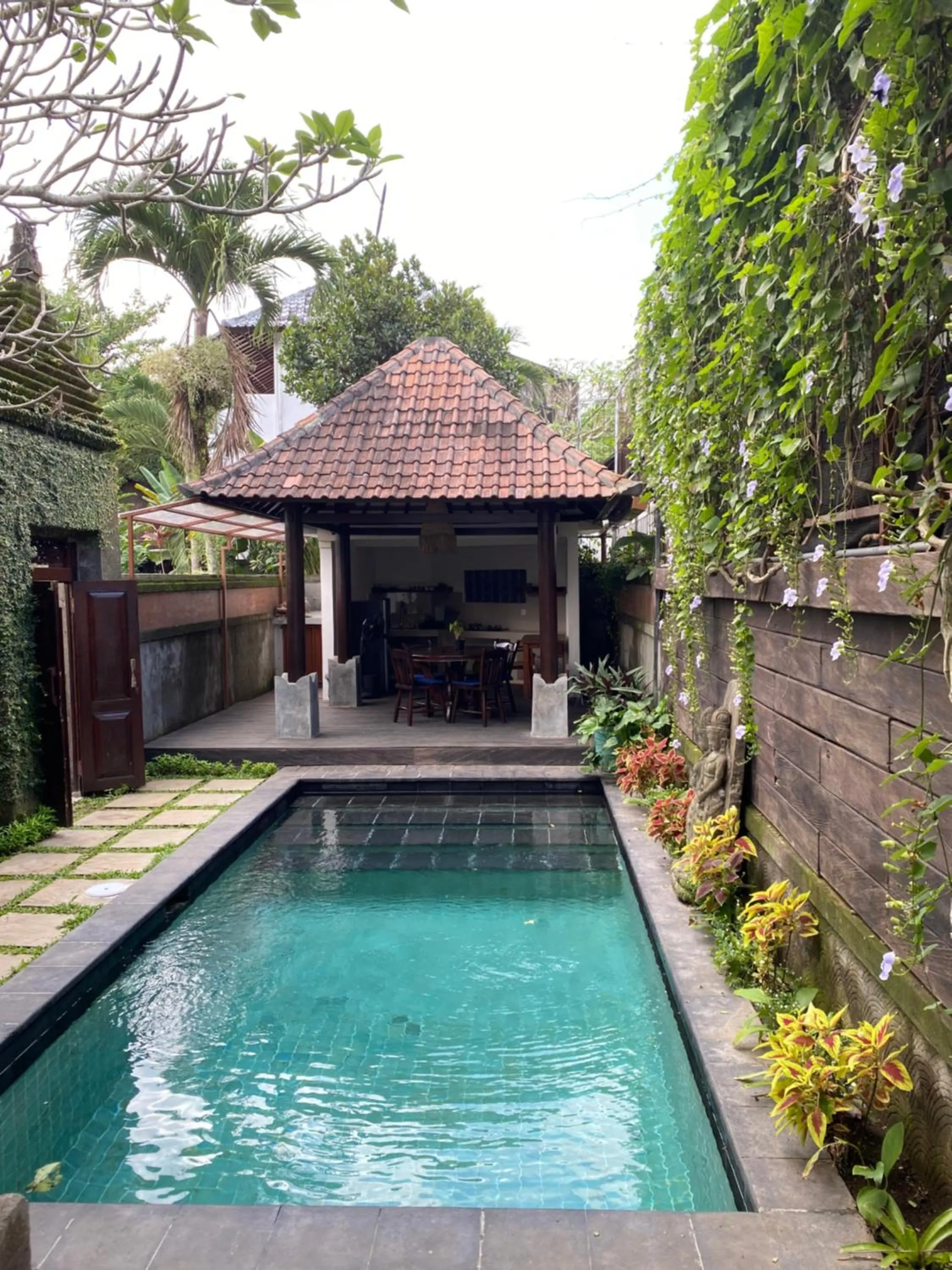 Garden view in Gusde Tranquil Villas by EPS