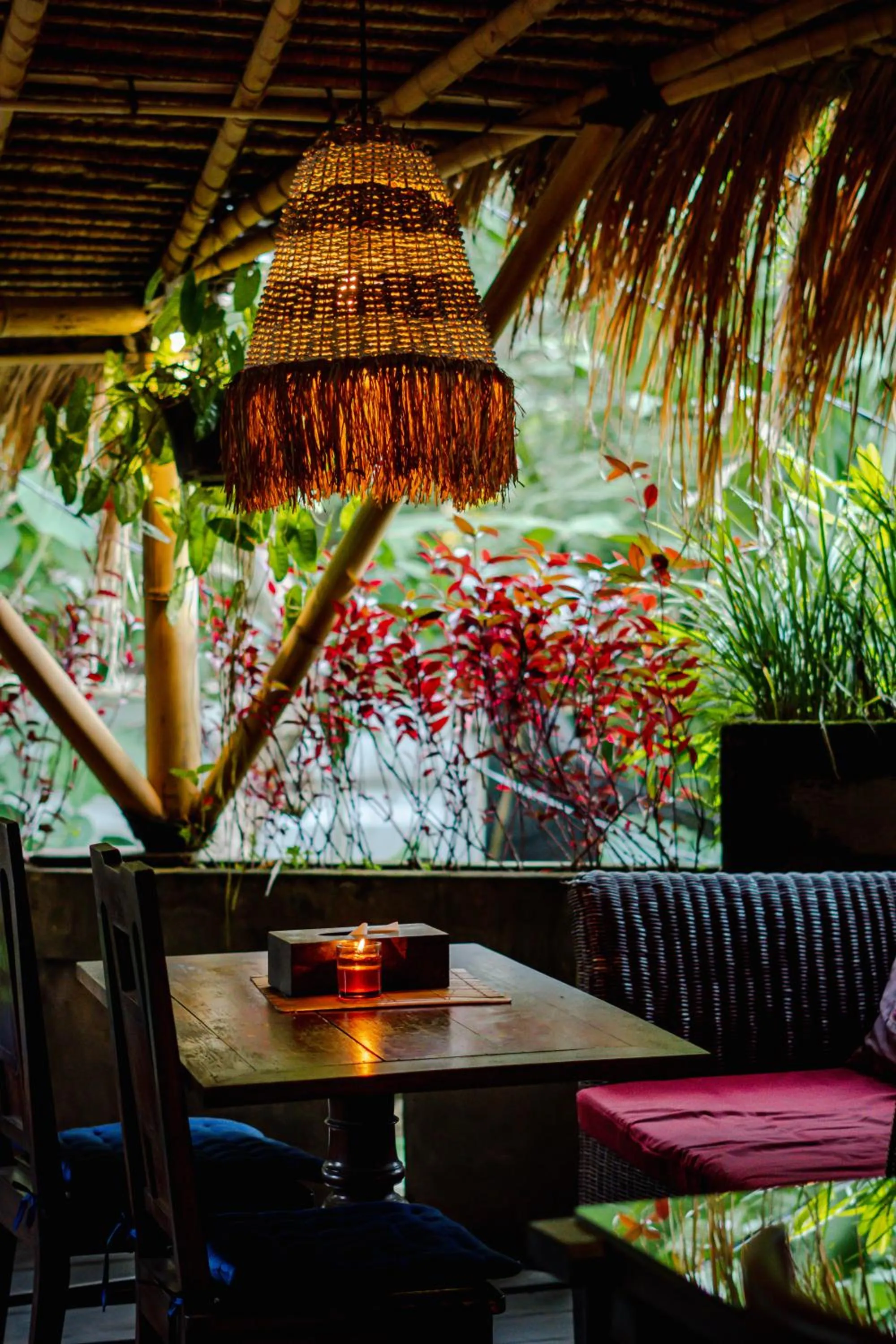 Restaurant/places to eat in Gusde Tranquil Villas by EPS