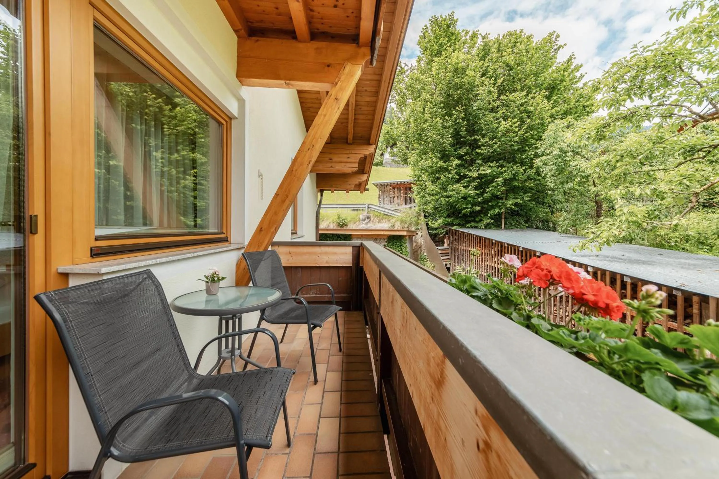 Balcony/Terrace in Kräuterhotel Hochzillertal