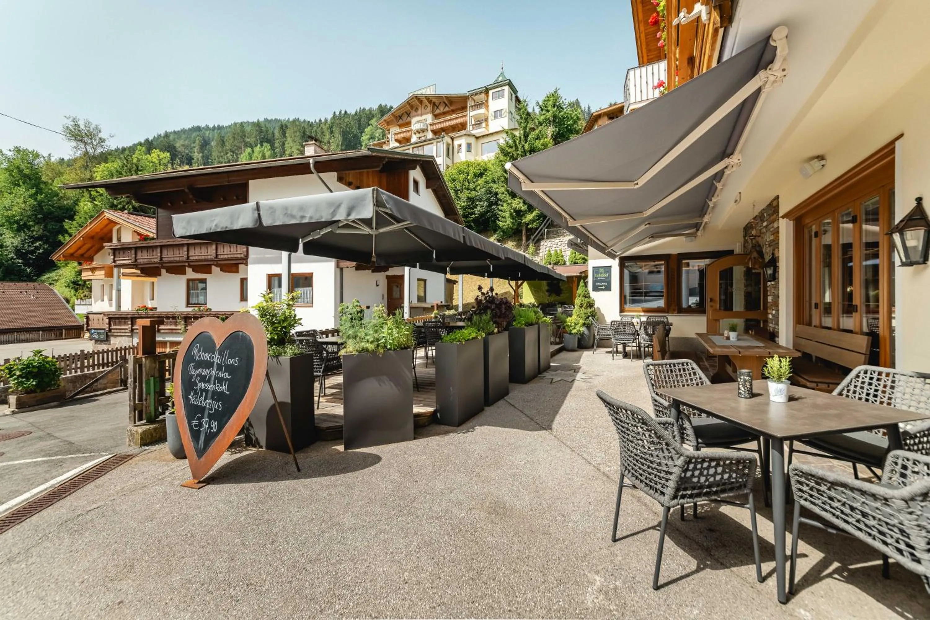 Balcony/Terrace in Kräuterhotel Hochzillertal