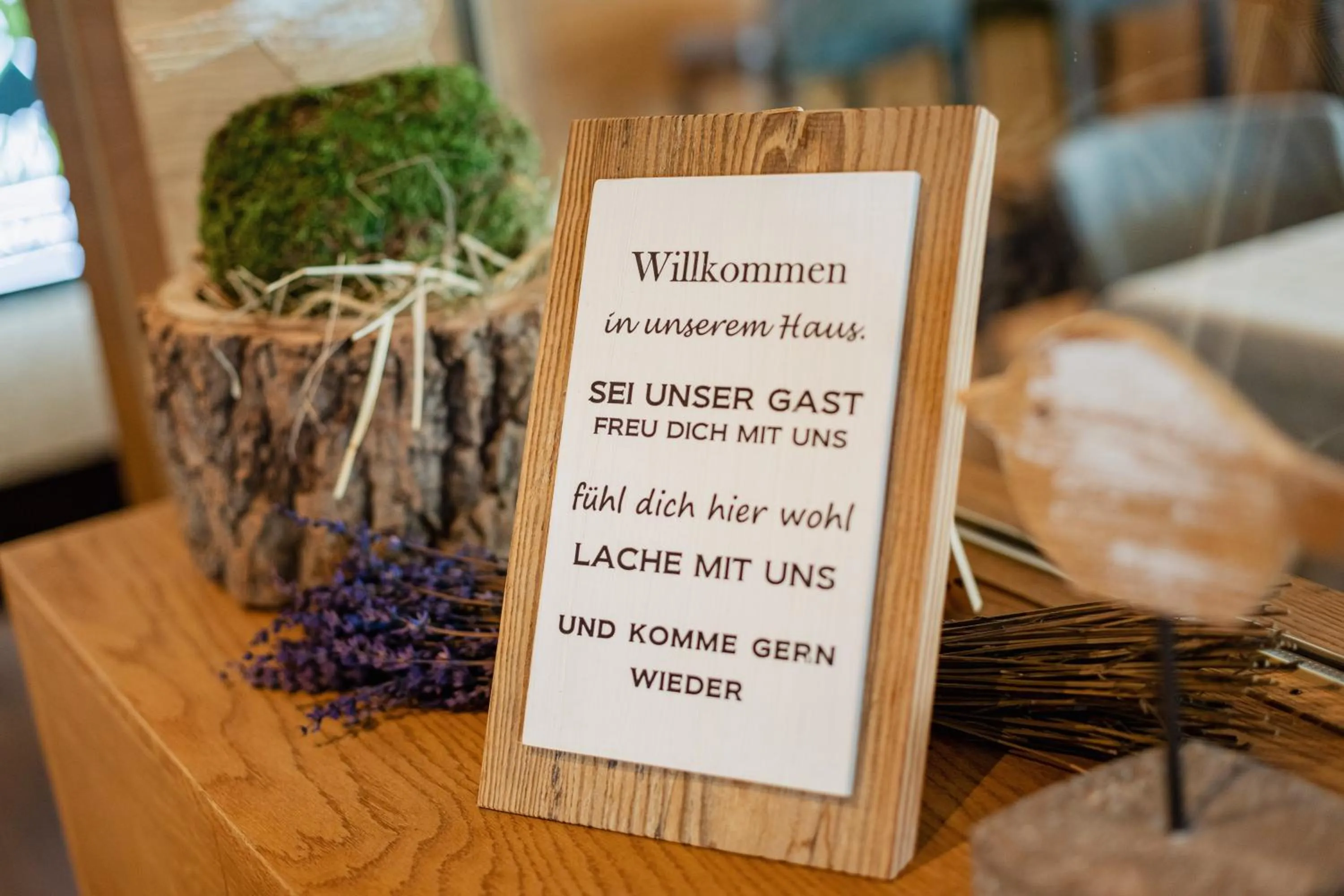 Logo/Certificate/Sign in Kräuterhotel Hochzillertal