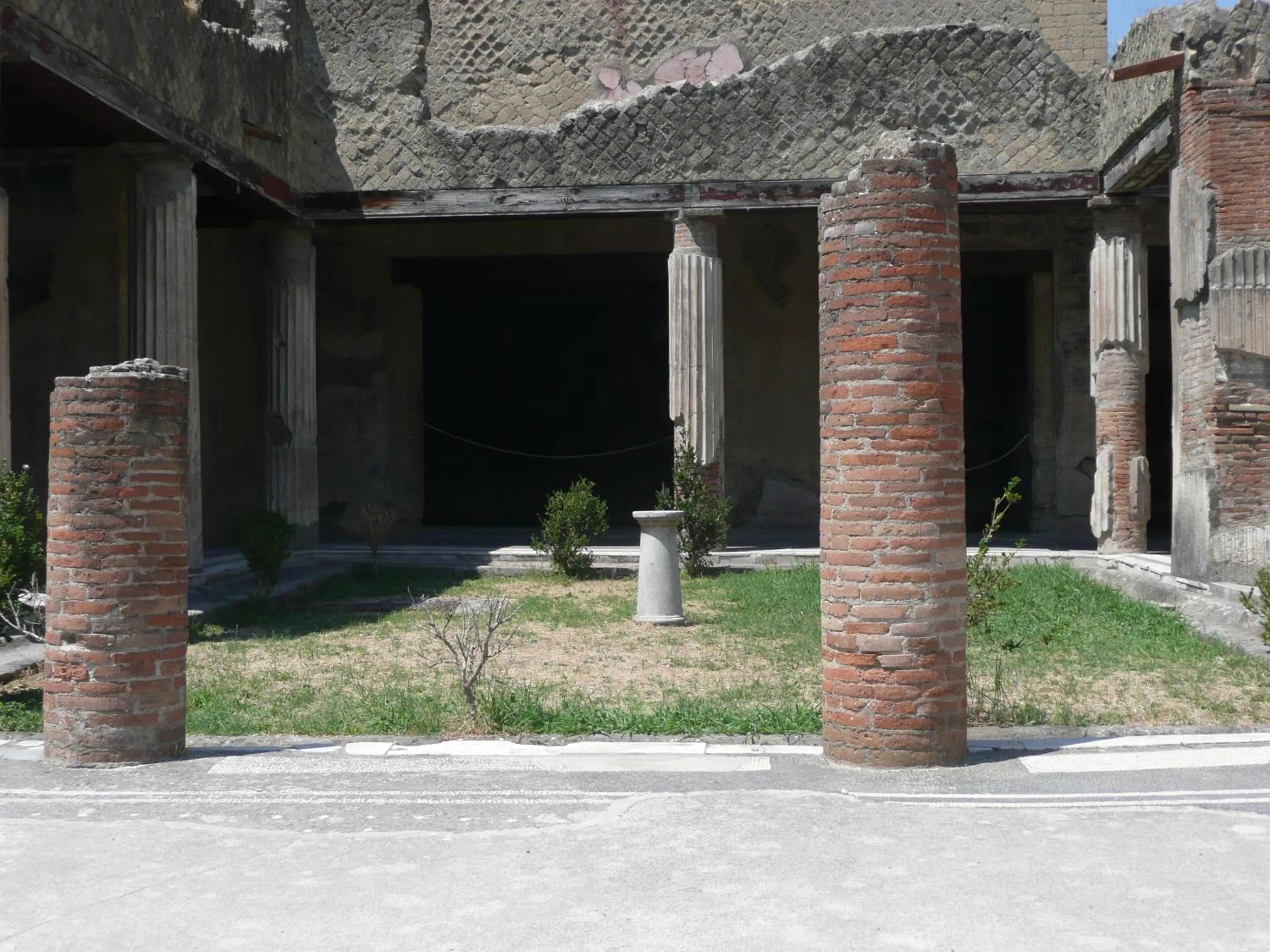 Nearby landmark in I Papiri B&B Aparthotel