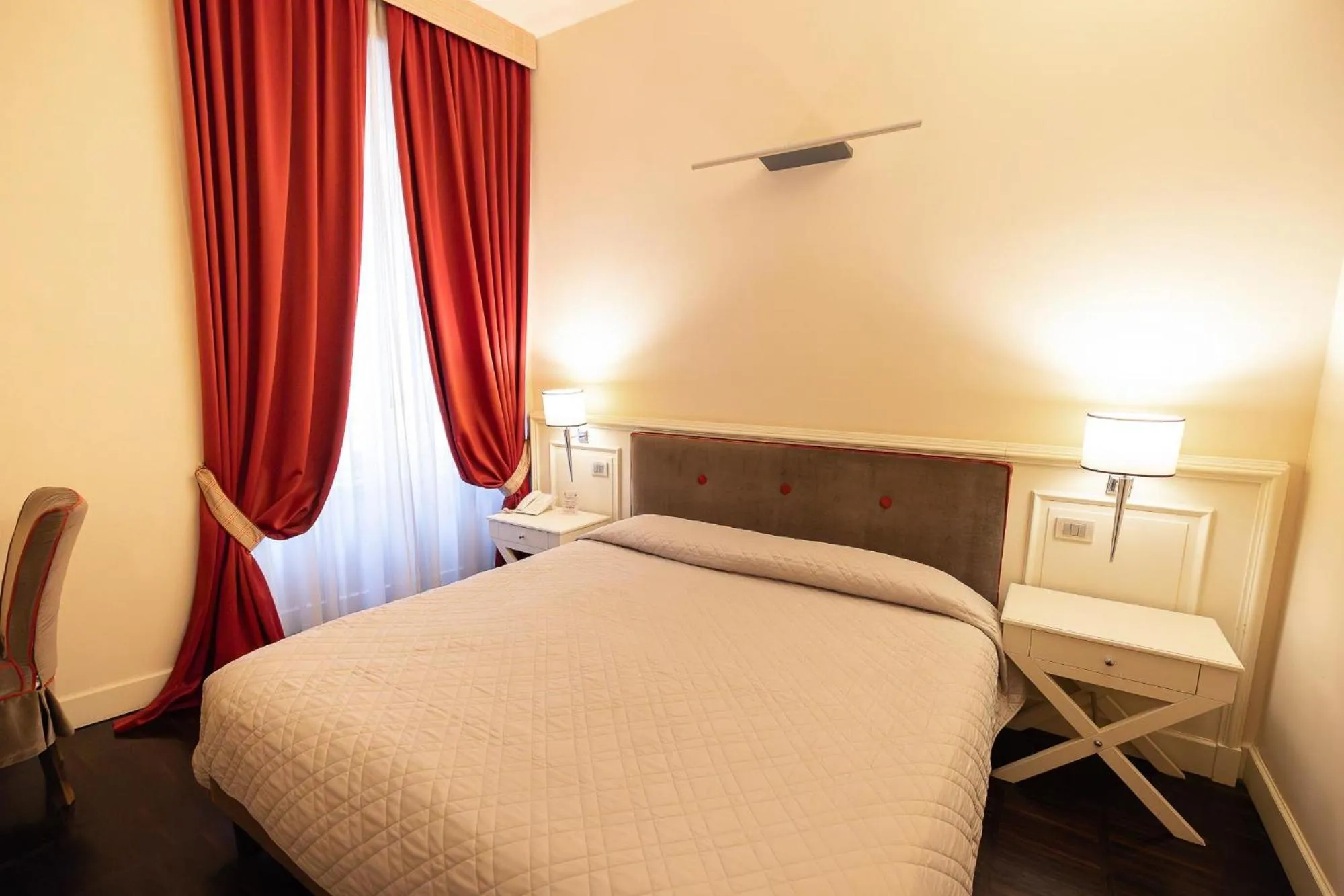 Bedroom, Bed in Hotel Patria