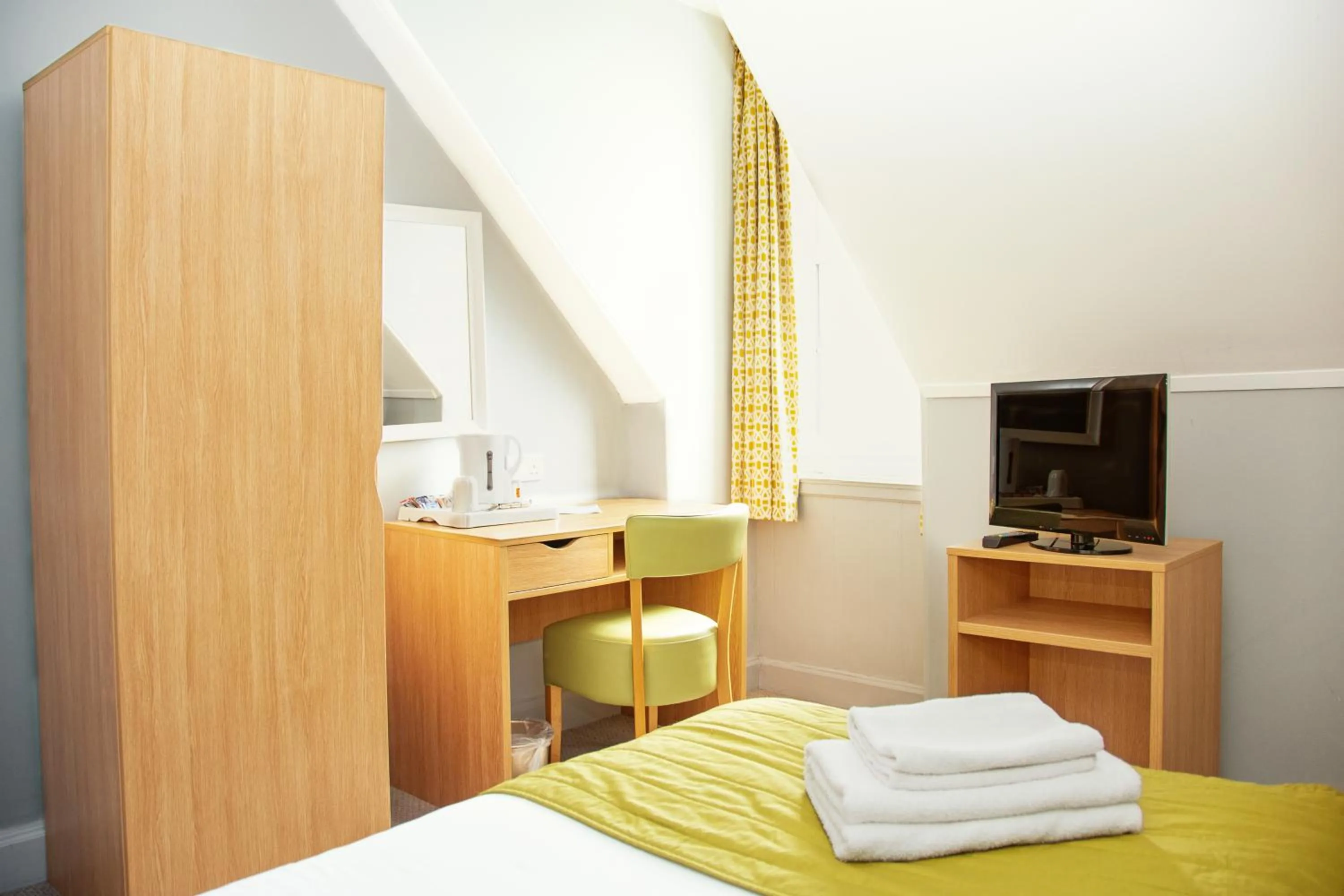 hair dresser, Bed in The Portpatrick Hotel by Compass Hospitality