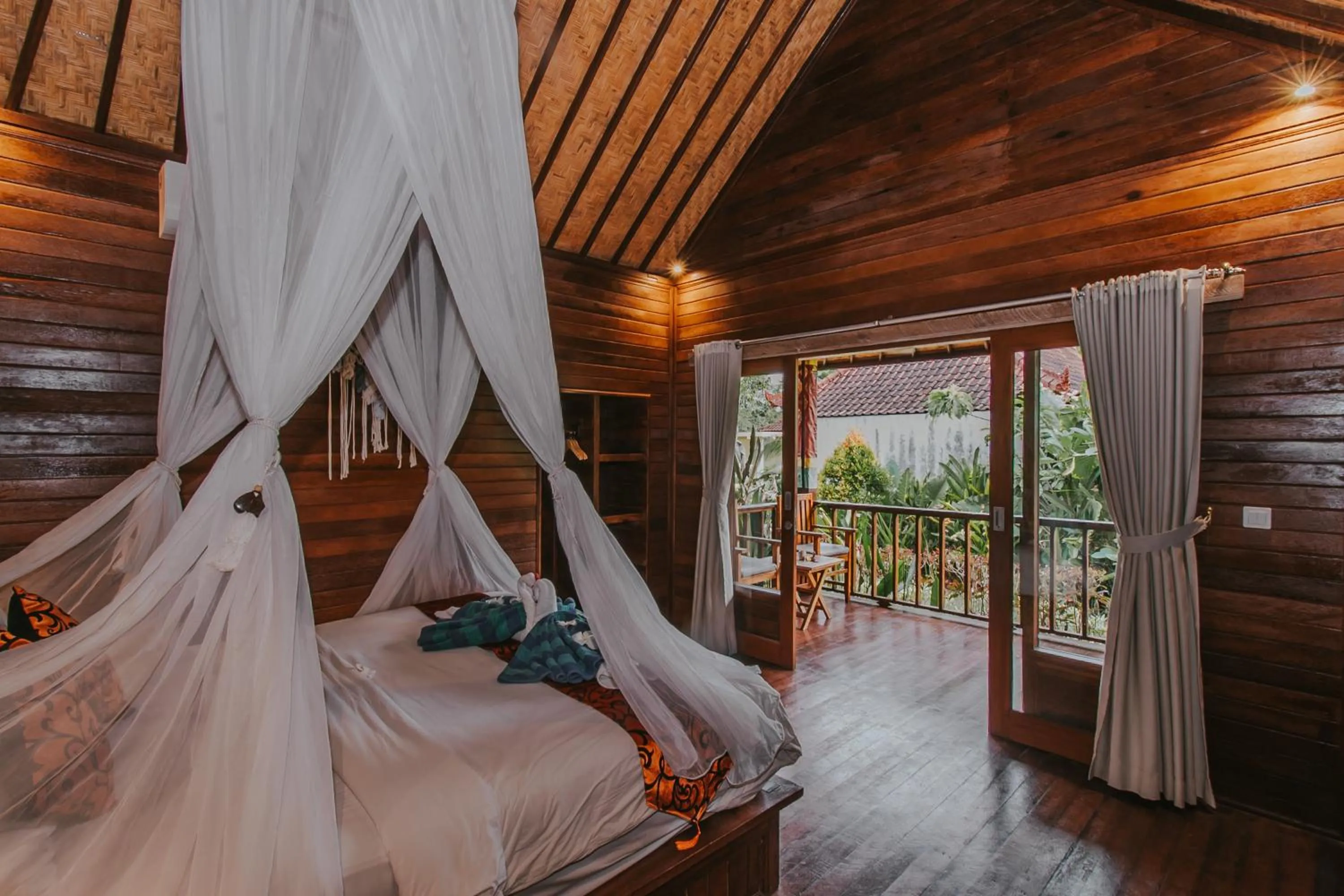 Bed in Lembongan Seaview