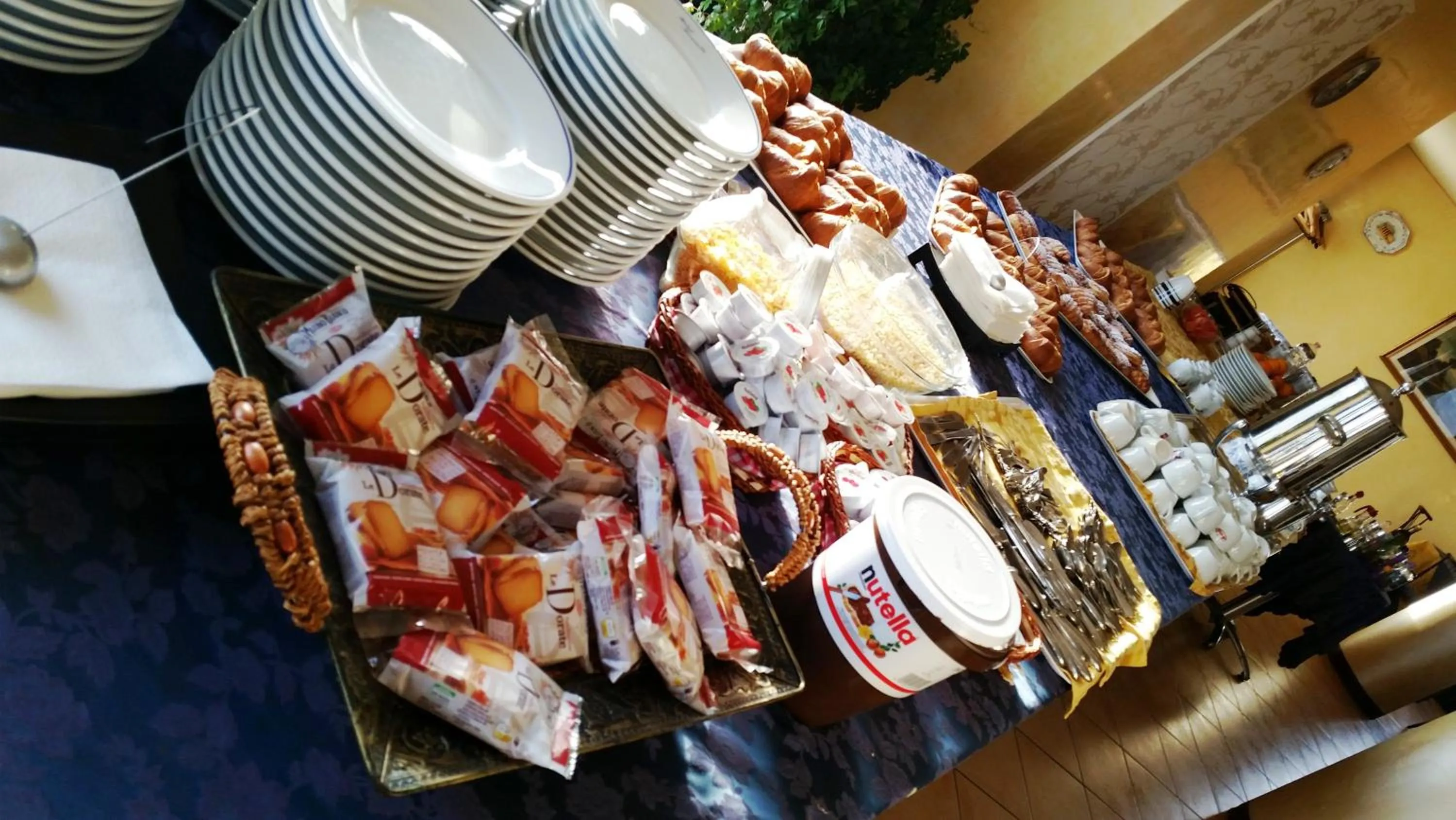 Lounge or bar in Hotel Miravalle