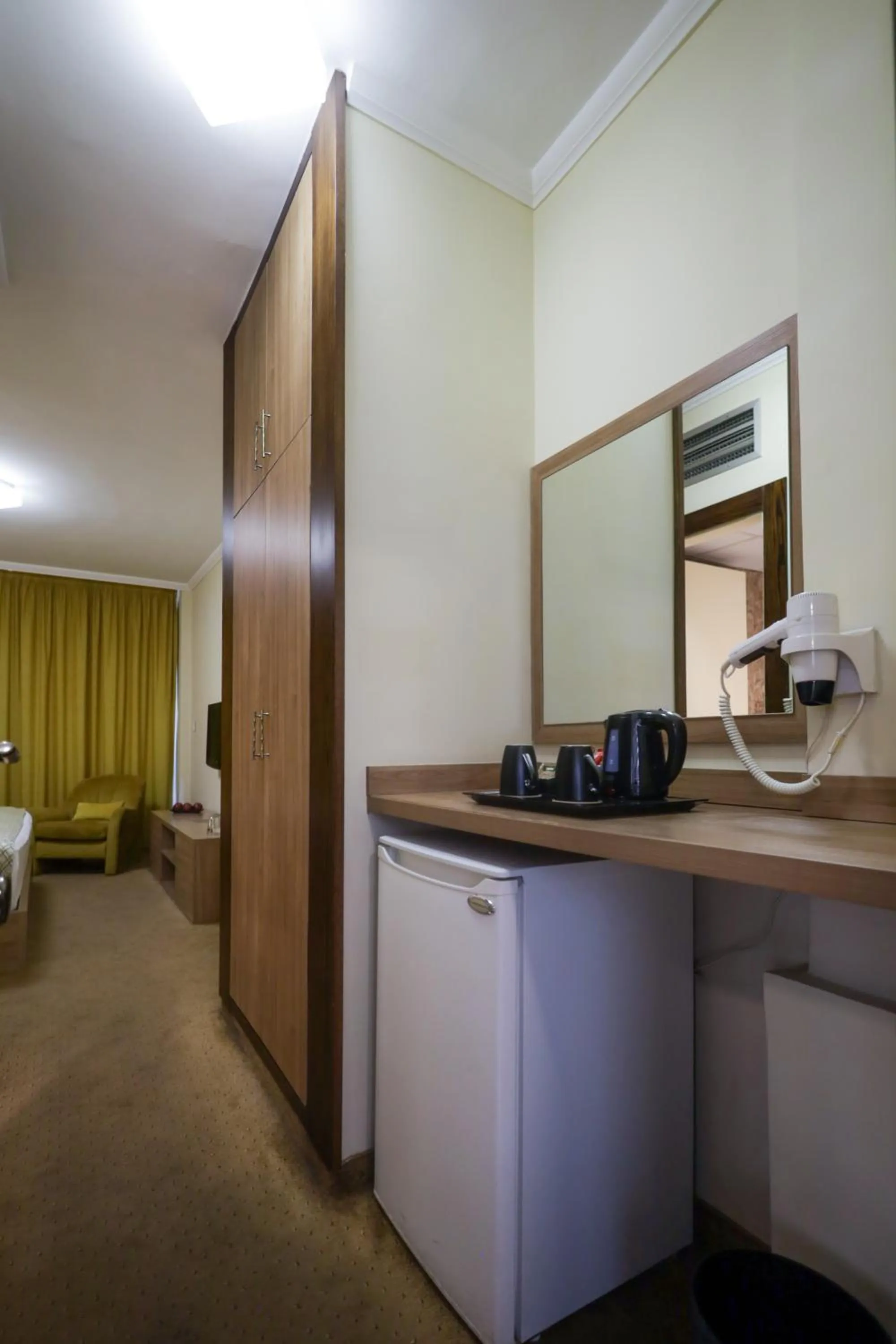 Photo of the whole room in La Vida Suite