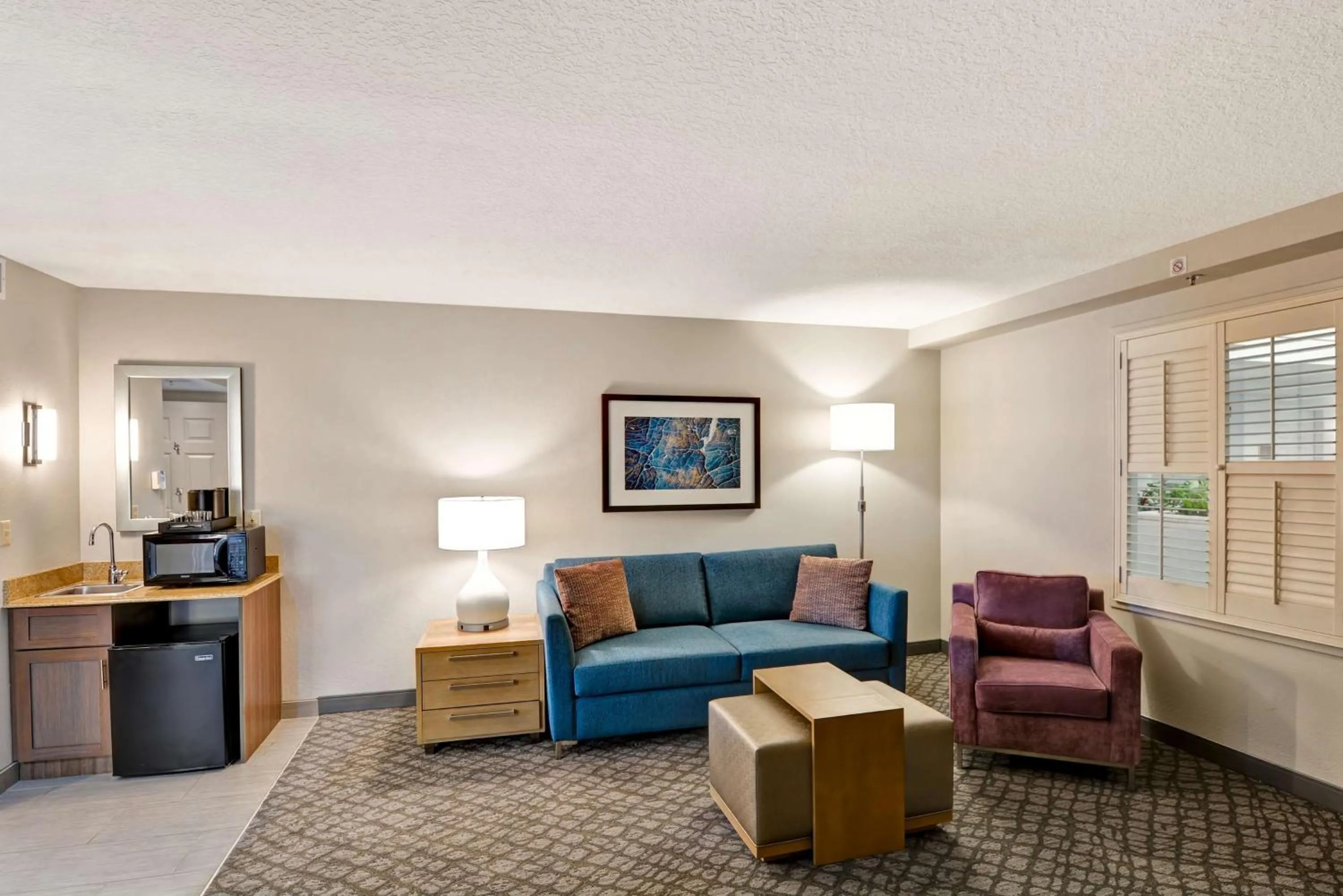 Living room in Embassy Suites by Hilton Orlando Downtown