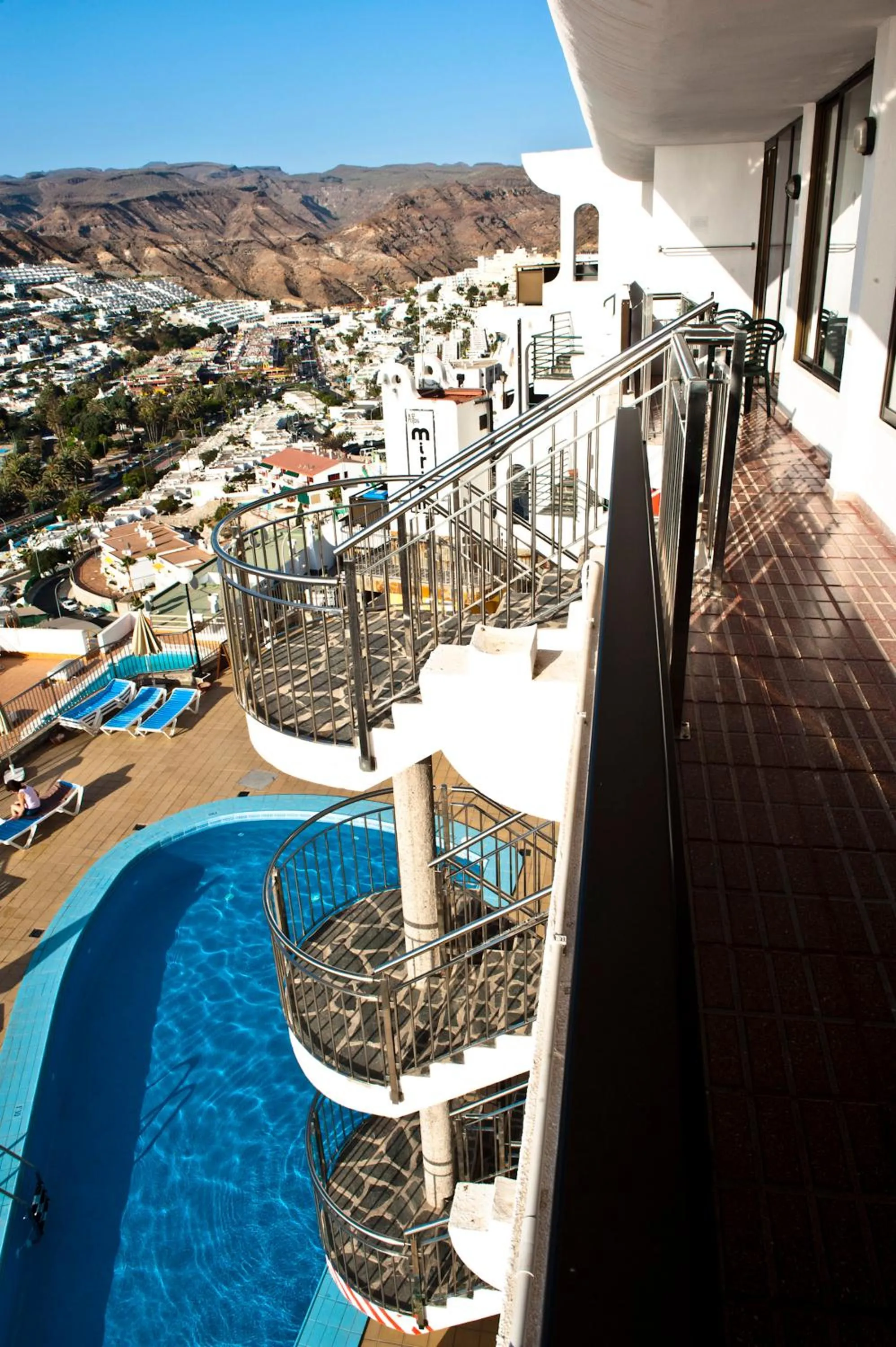 Swimming pool in Apartamentos Miriam