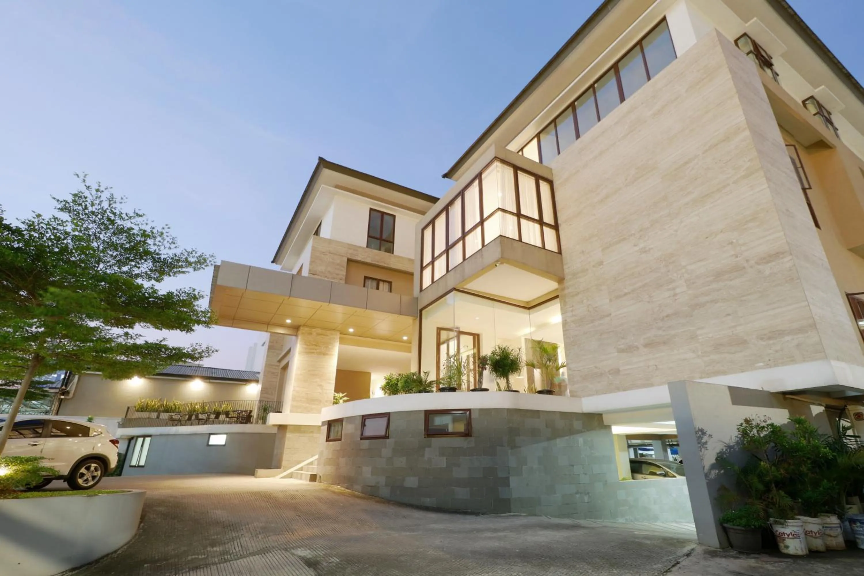 Plaza 54 Residence Jakarta