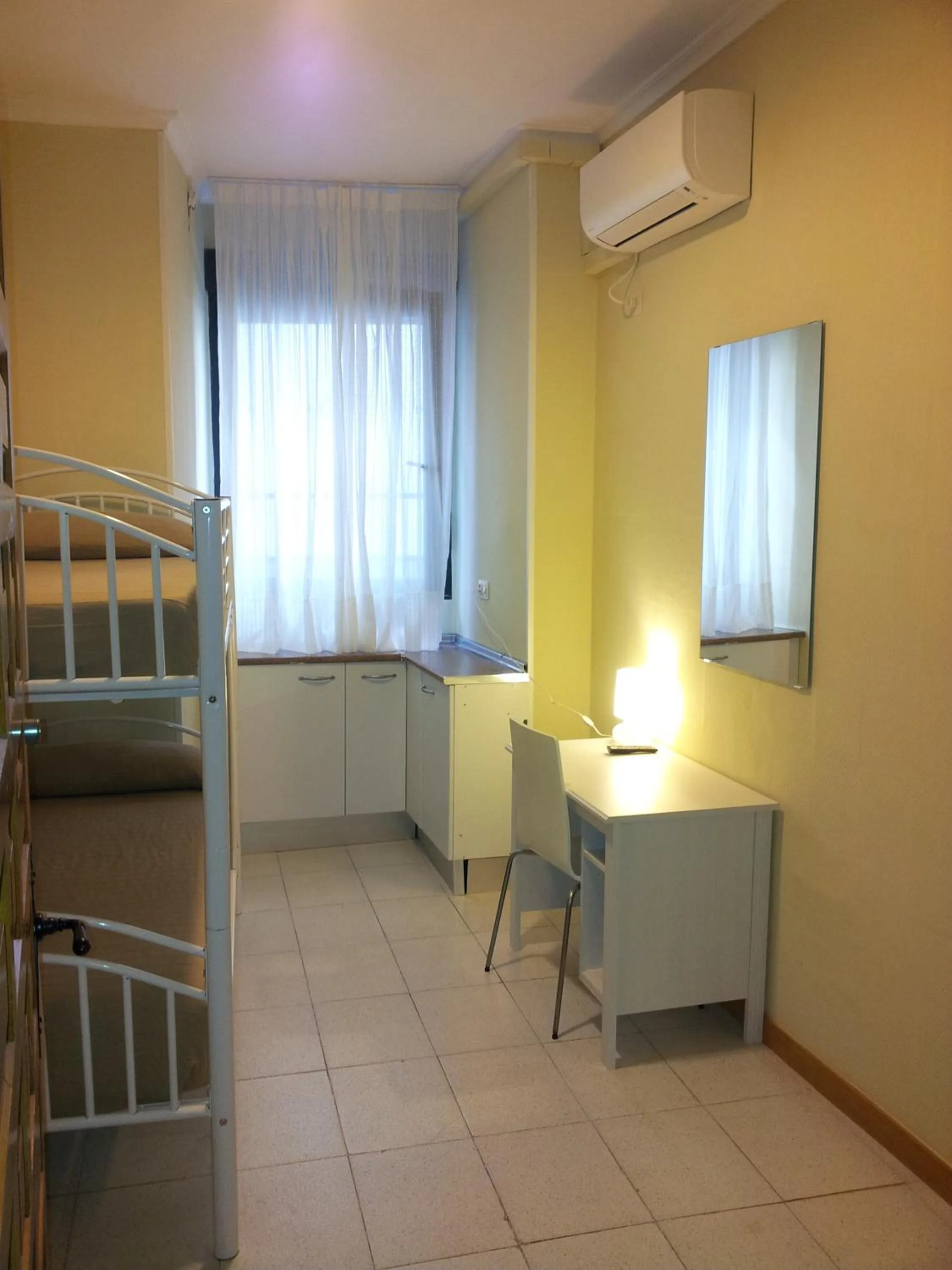 bunk bed, Bed in Pension Catedral