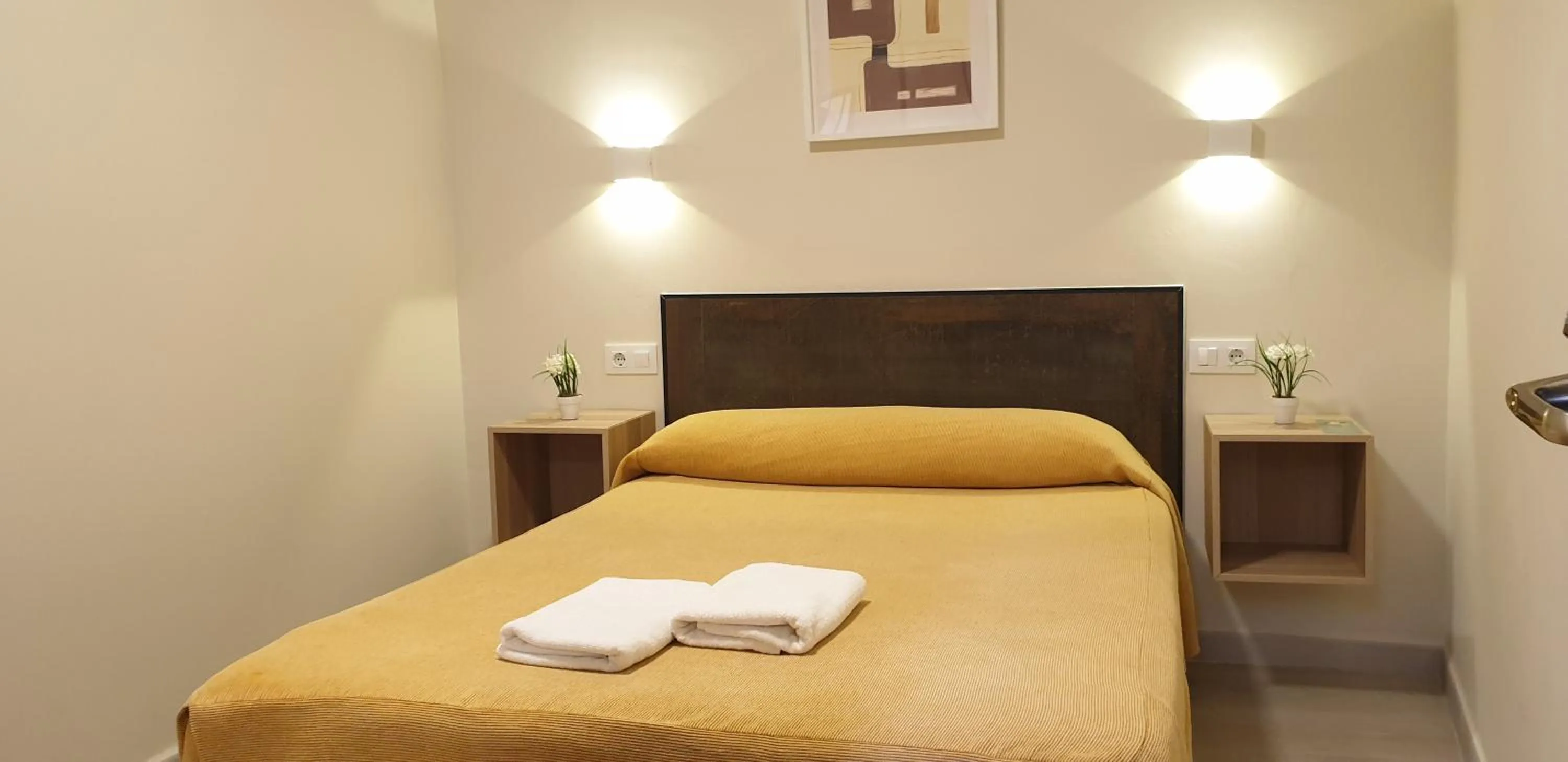 Bed in Pension Catedral