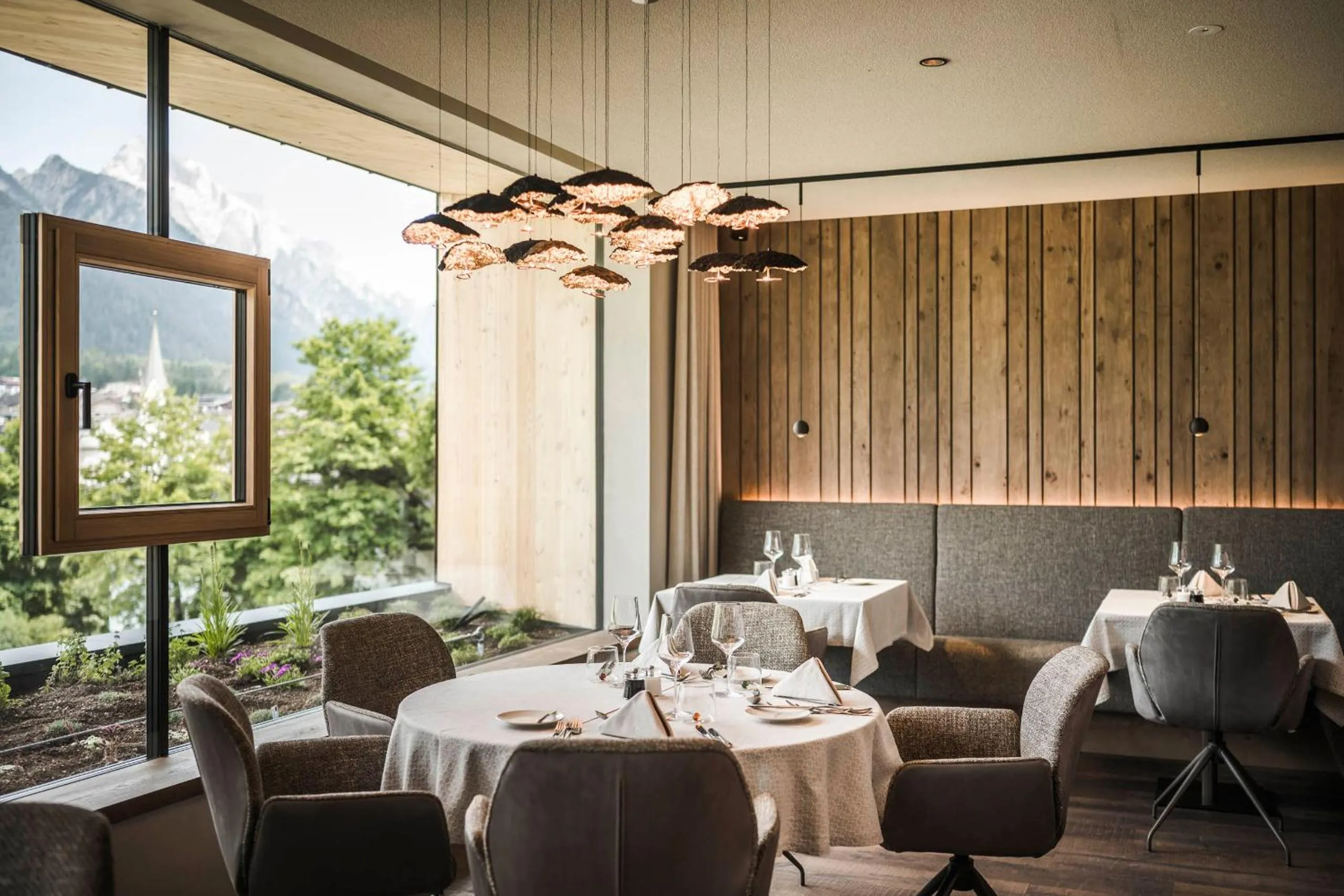 Restaurant/places to eat in Excelsior Dolomites Life Resort