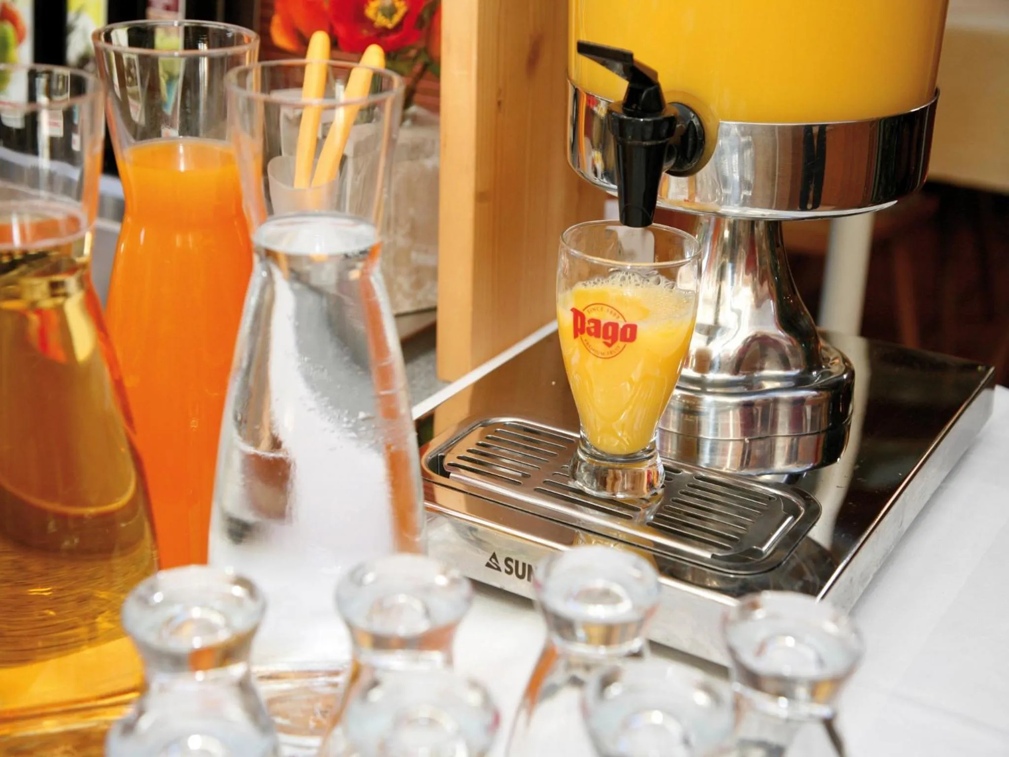 Buffet breakfast in Hotel Diana