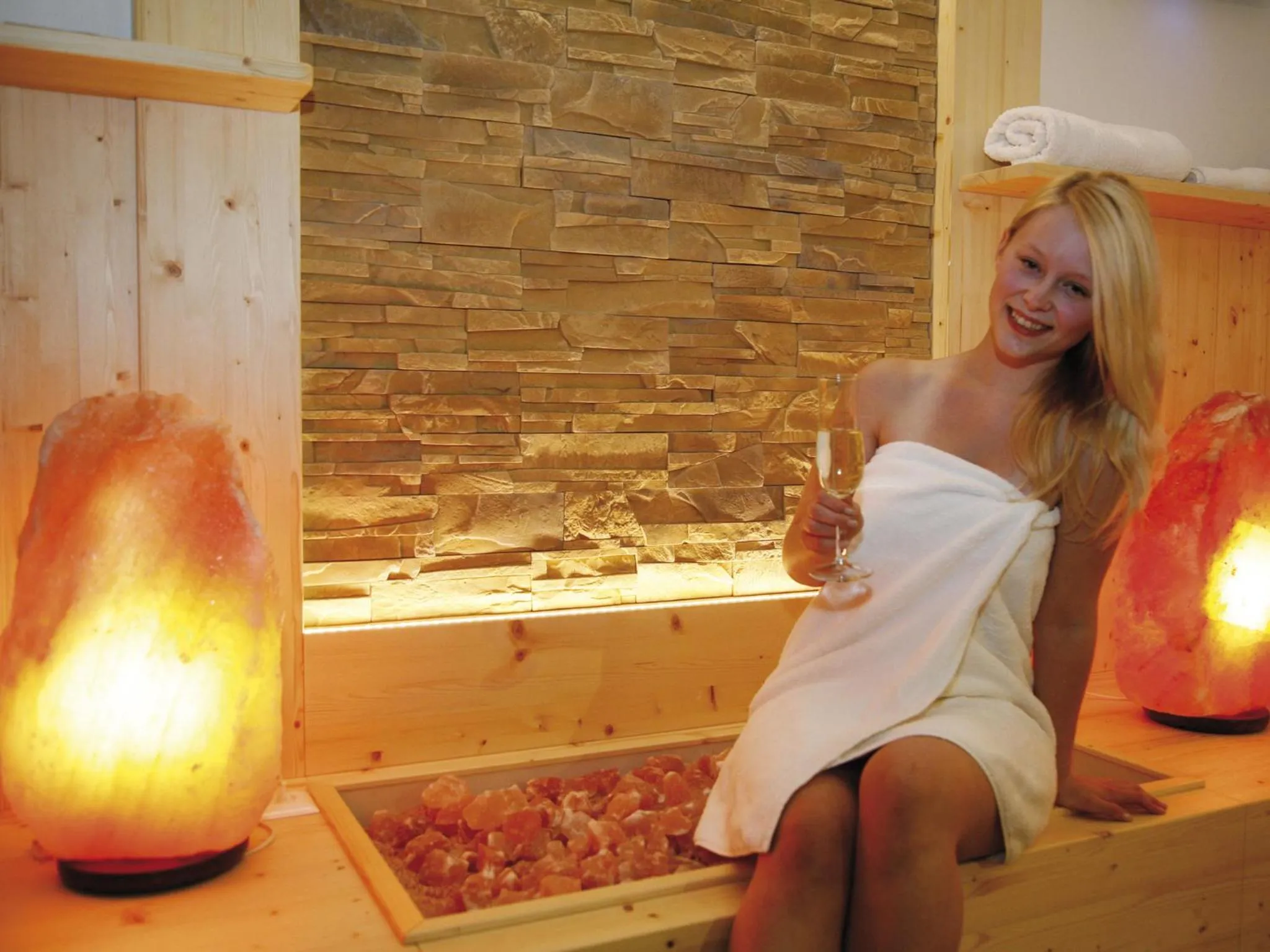 People in Hotel Diana