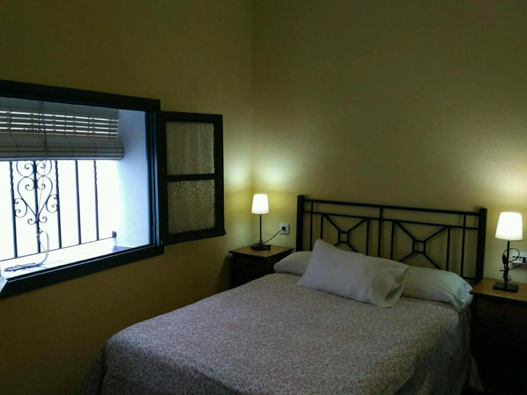 Bed in Pensión La Montoreña