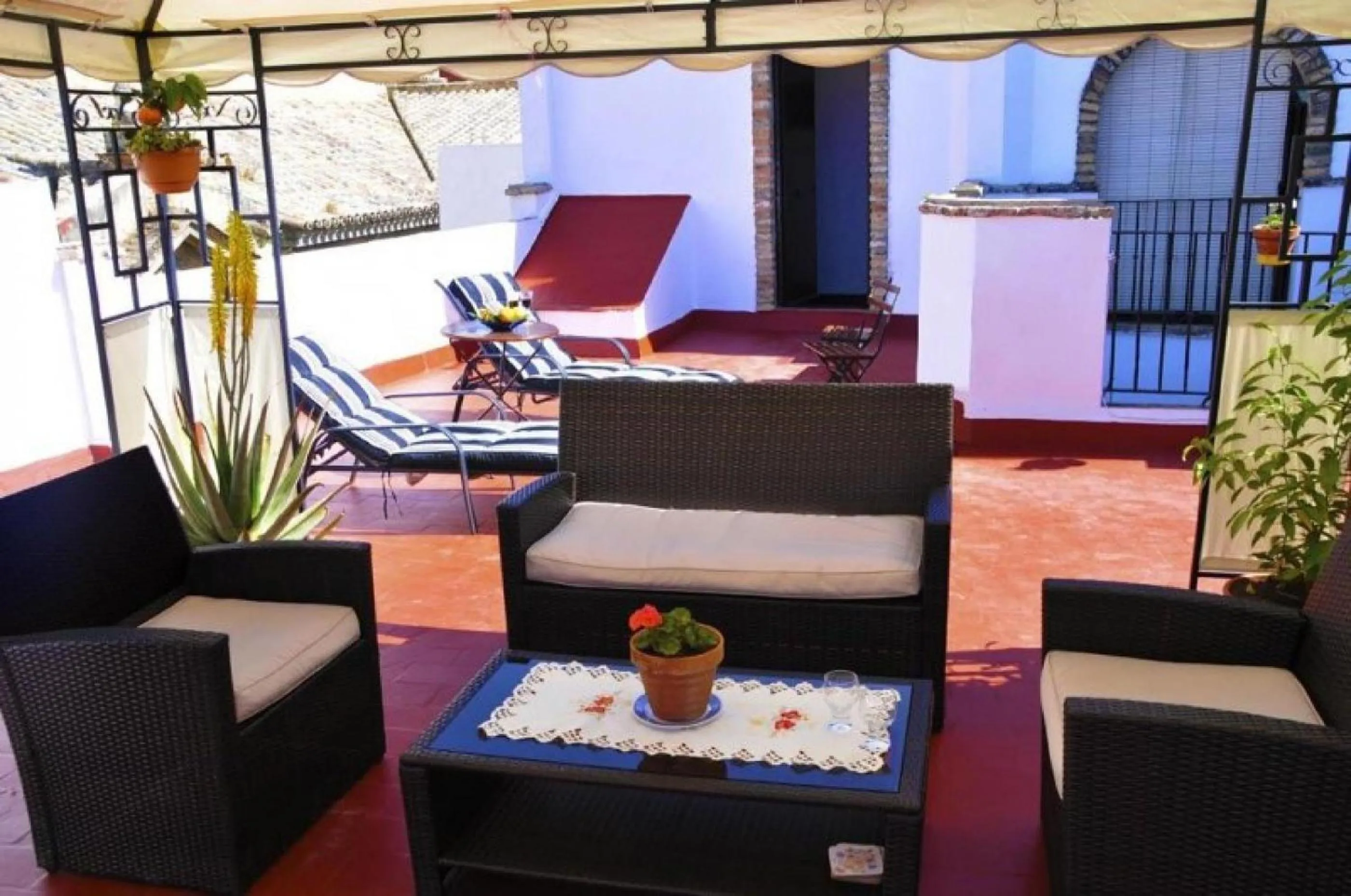 Balcony/Terrace in Pensión La Montoreña