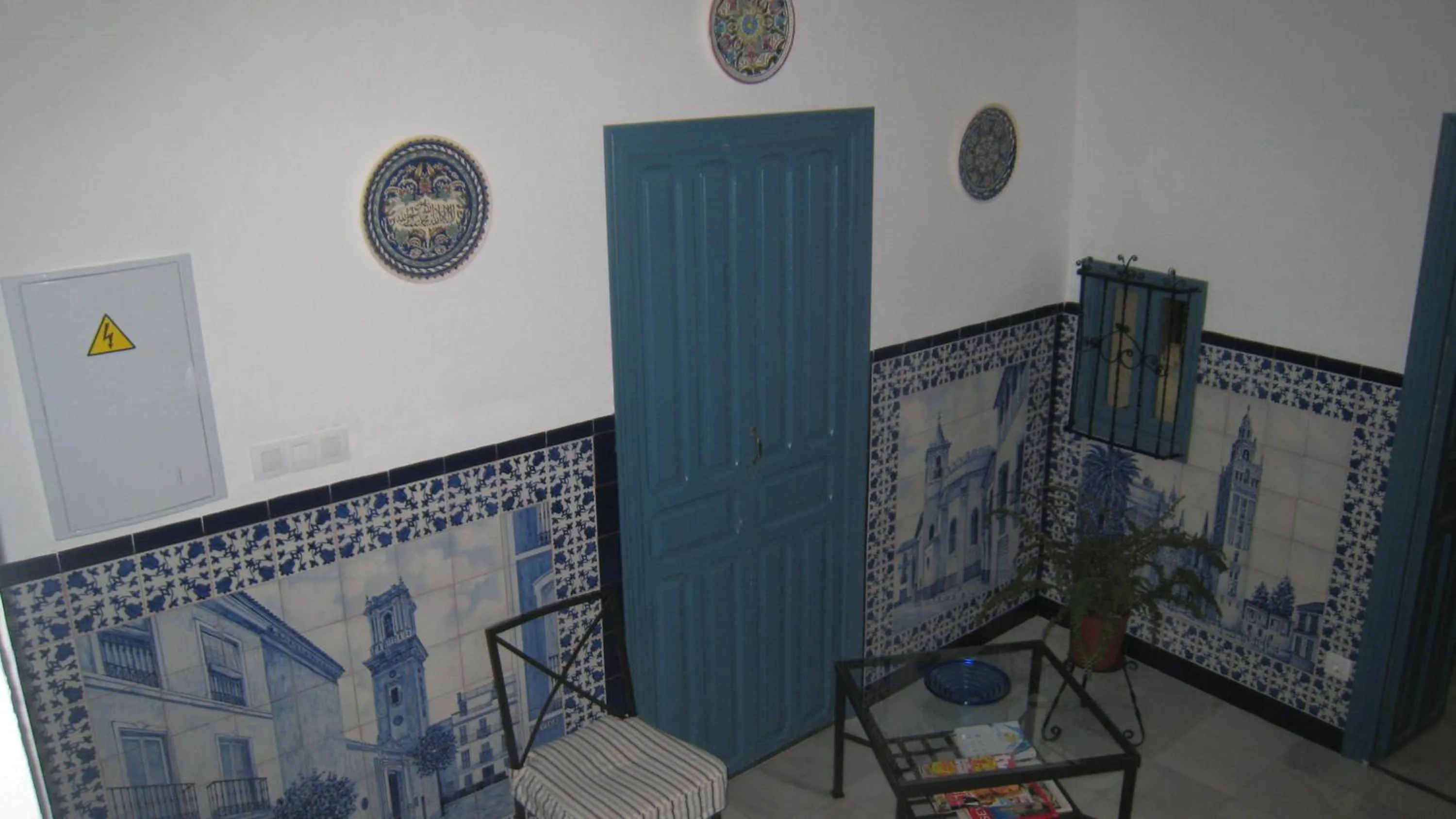 Lobby or reception in Pensión La Montoreña