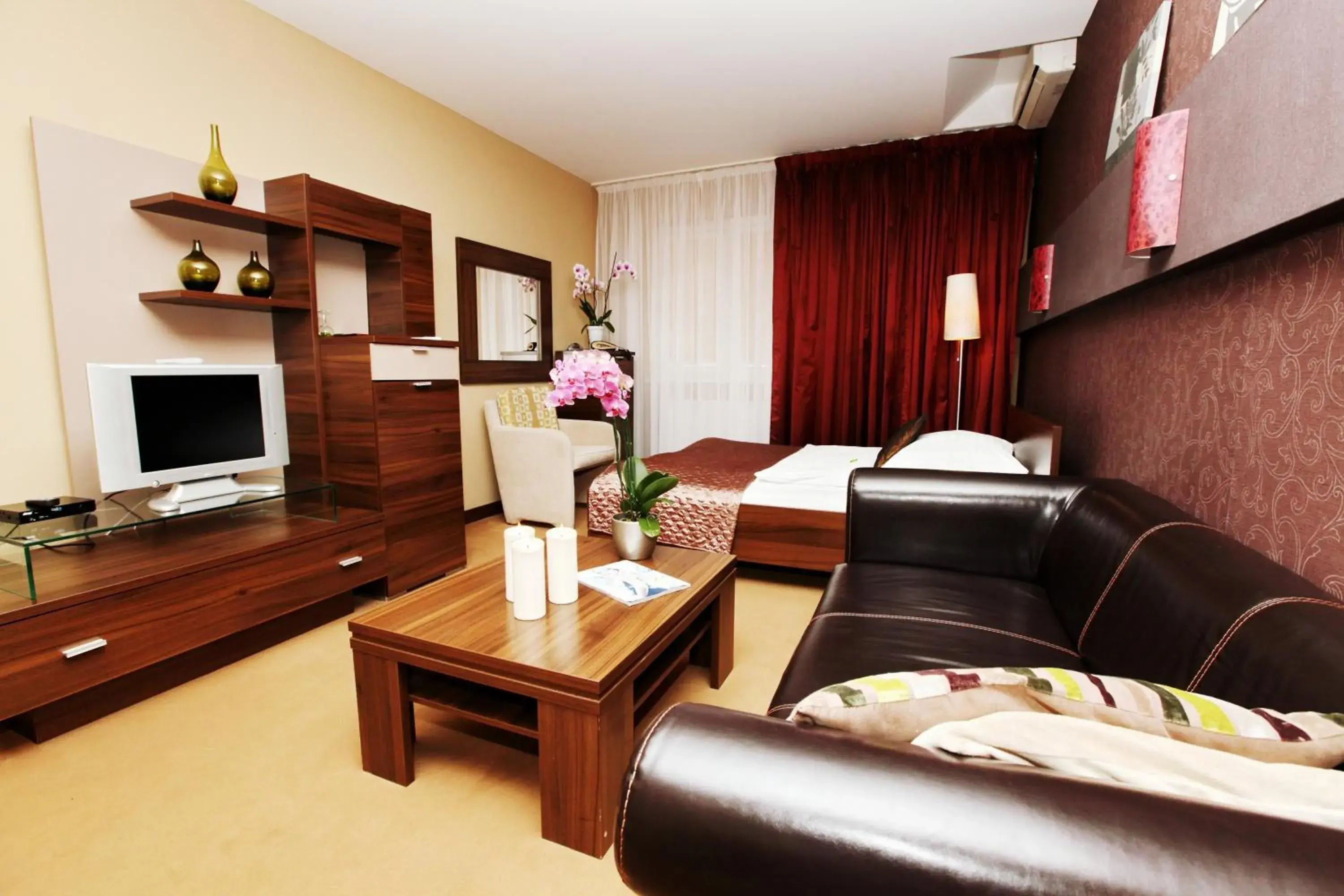 Business Double or Twin Room in City Hotel Nitra with free parking Business Double or Twin Room in City Hotel Nitra with free parking