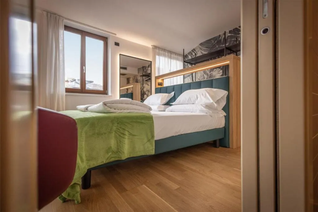 Bed in Hotel Lago Di Garda