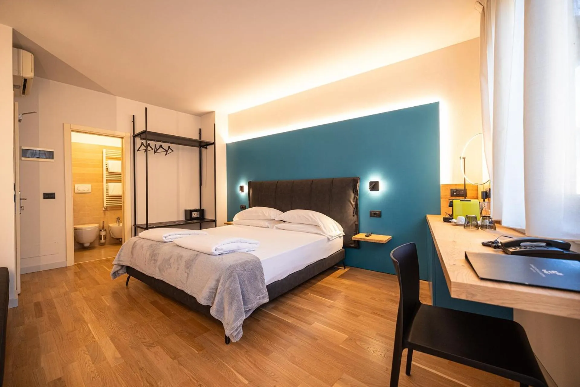 Bed in Hotel Lago Di Garda